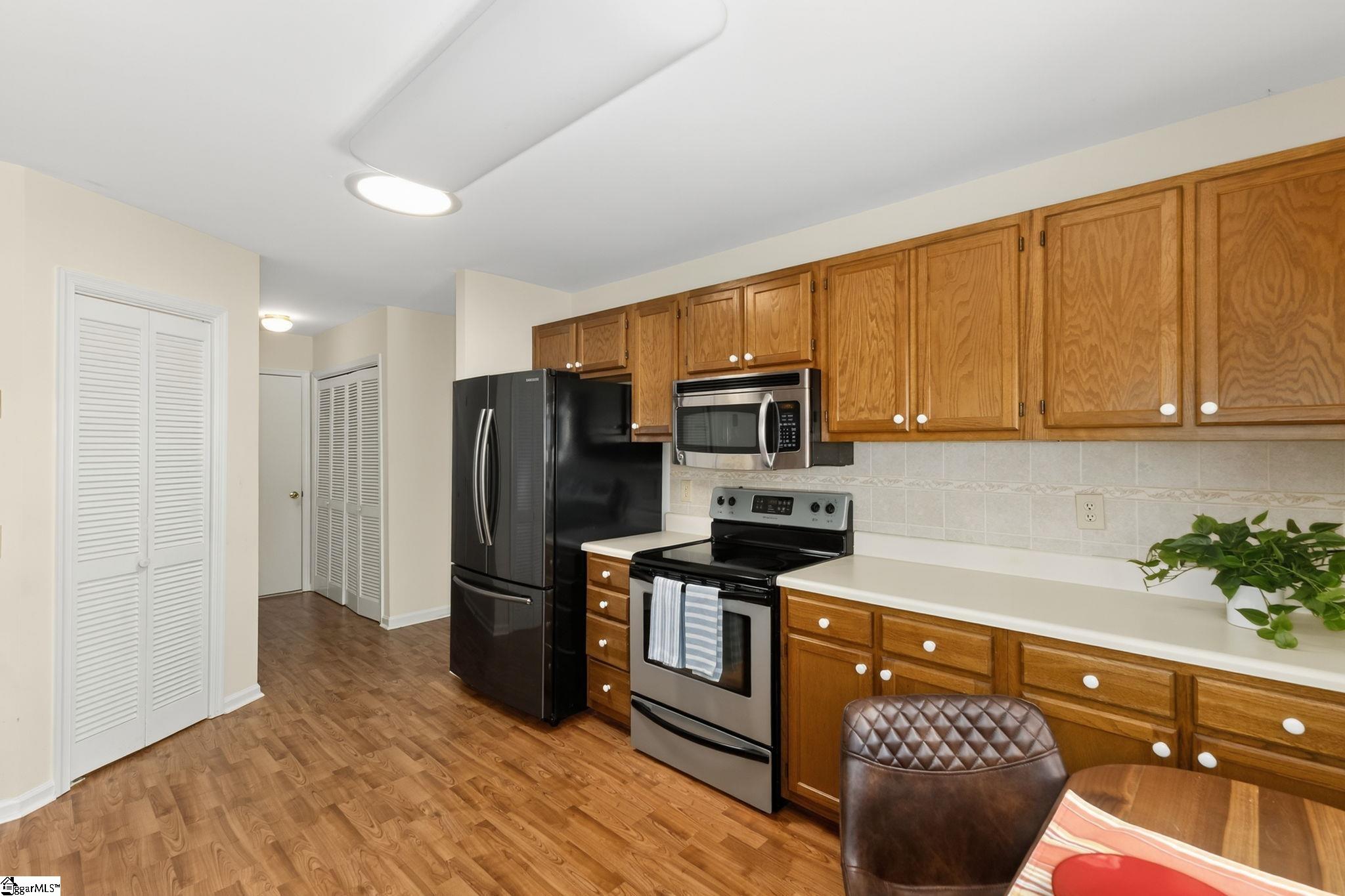 101 Lakeside Court Greenville, SC 29615