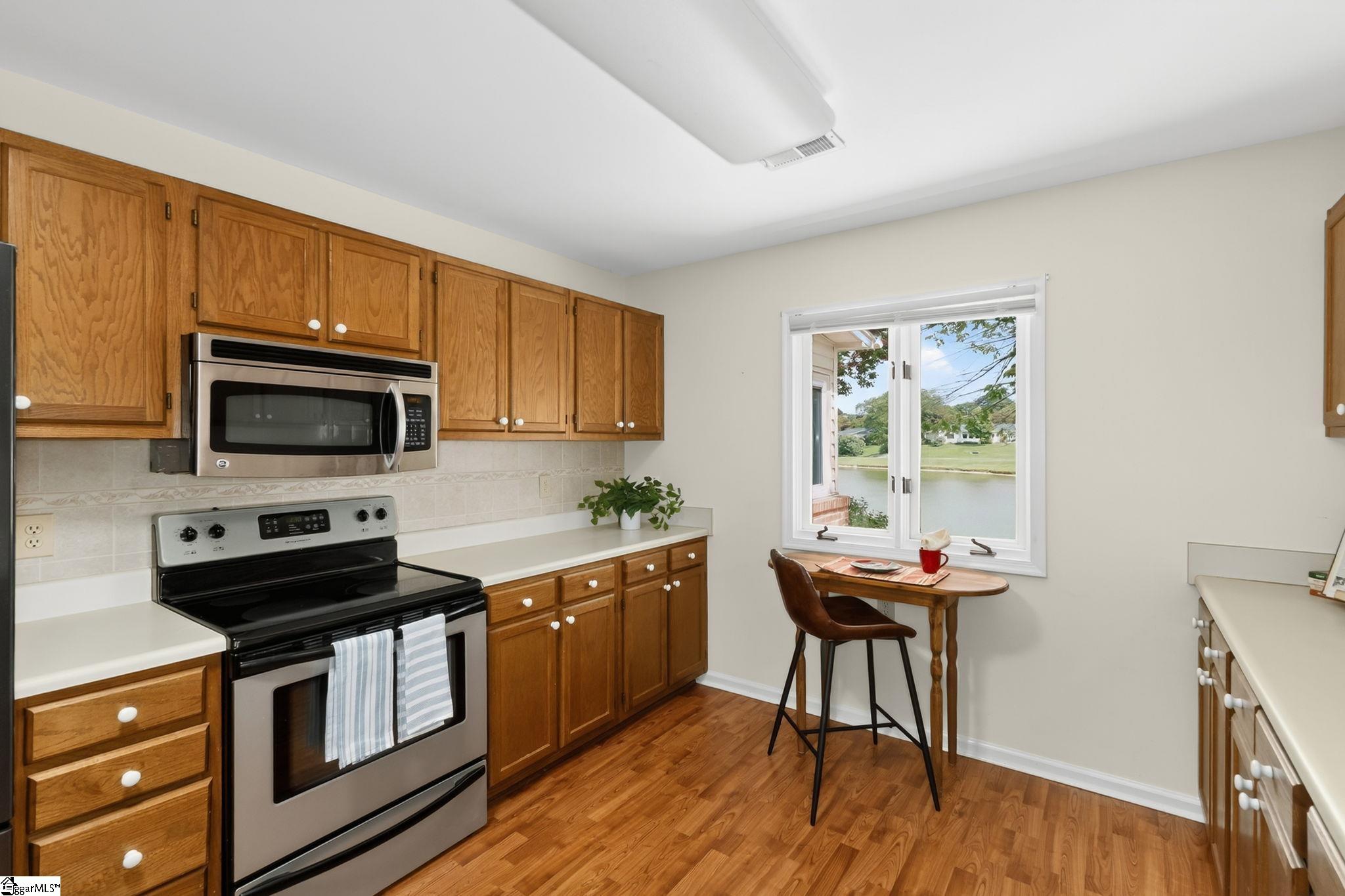 101 Lakeside Court Greenville, SC 29615