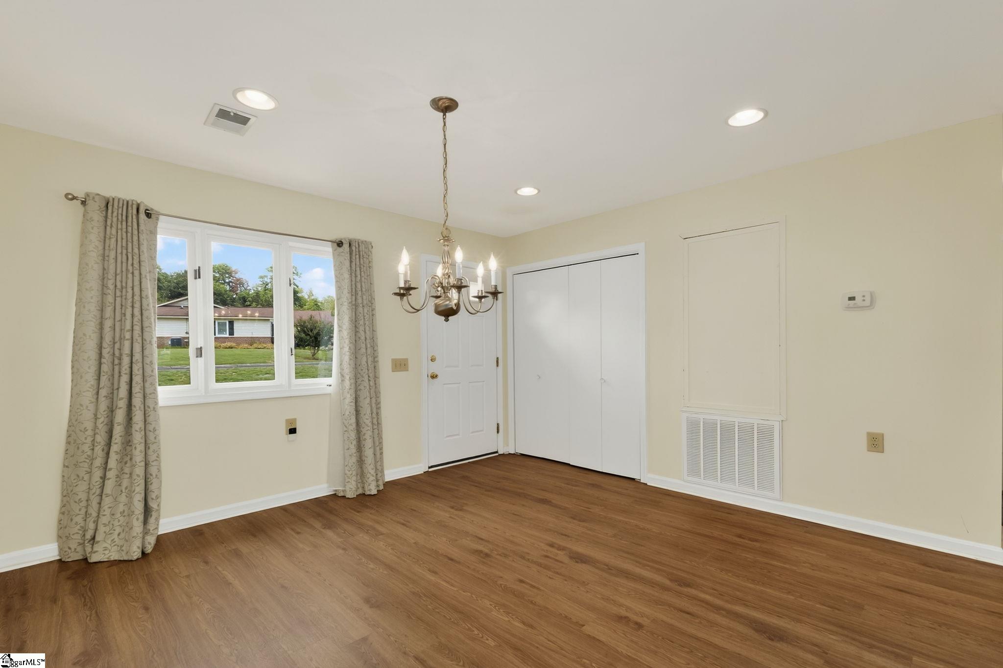 101 Lakeside Court Greenville, SC 29615