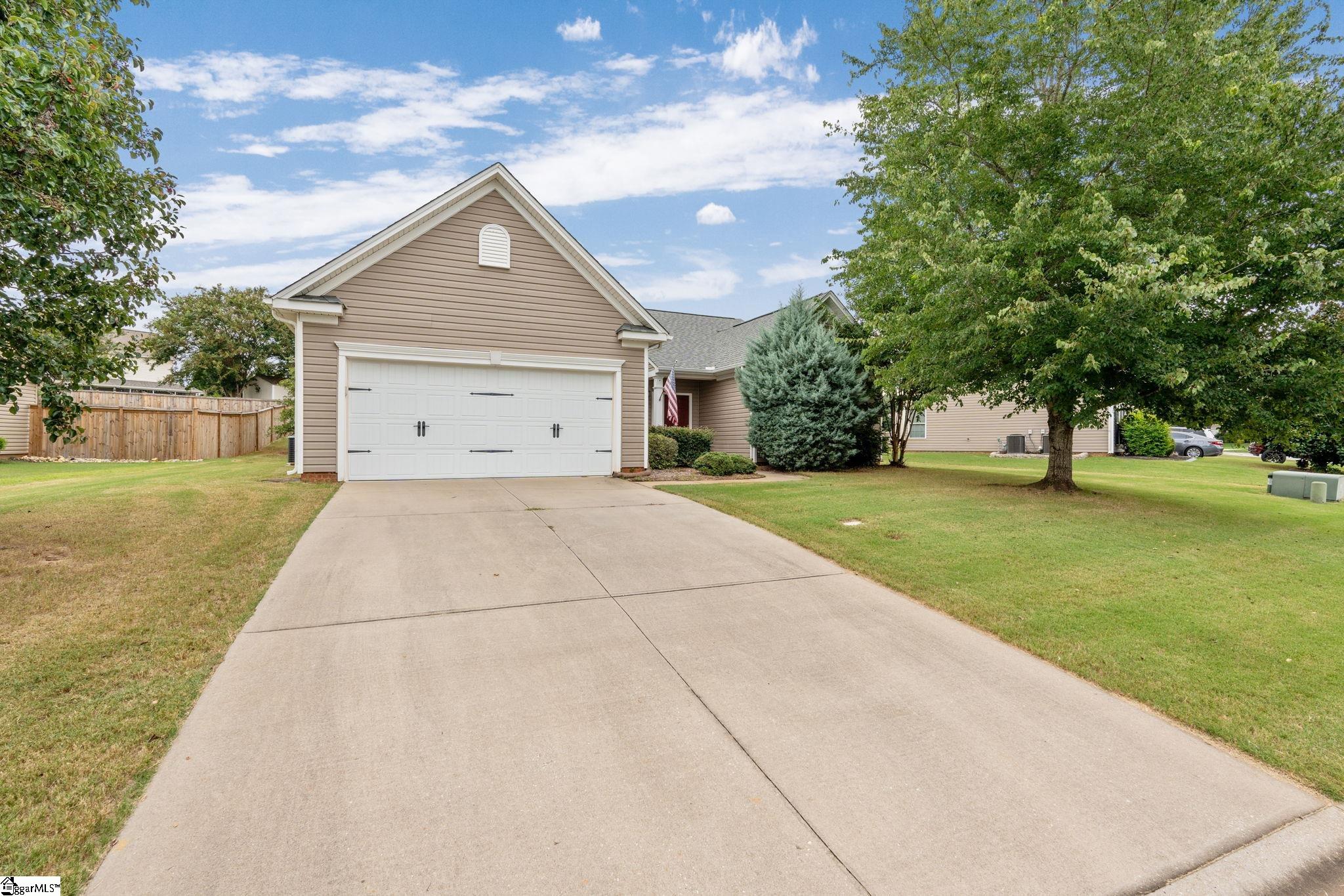 9 Wateree Way Simpsonville, SC 29680