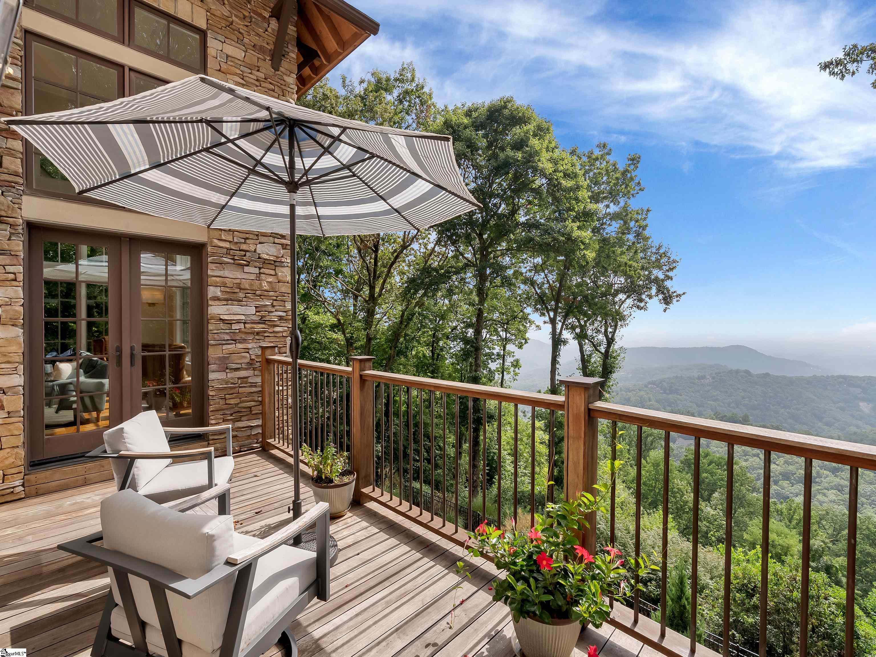 8 Moss Falls Lane Landrum, SC 29356