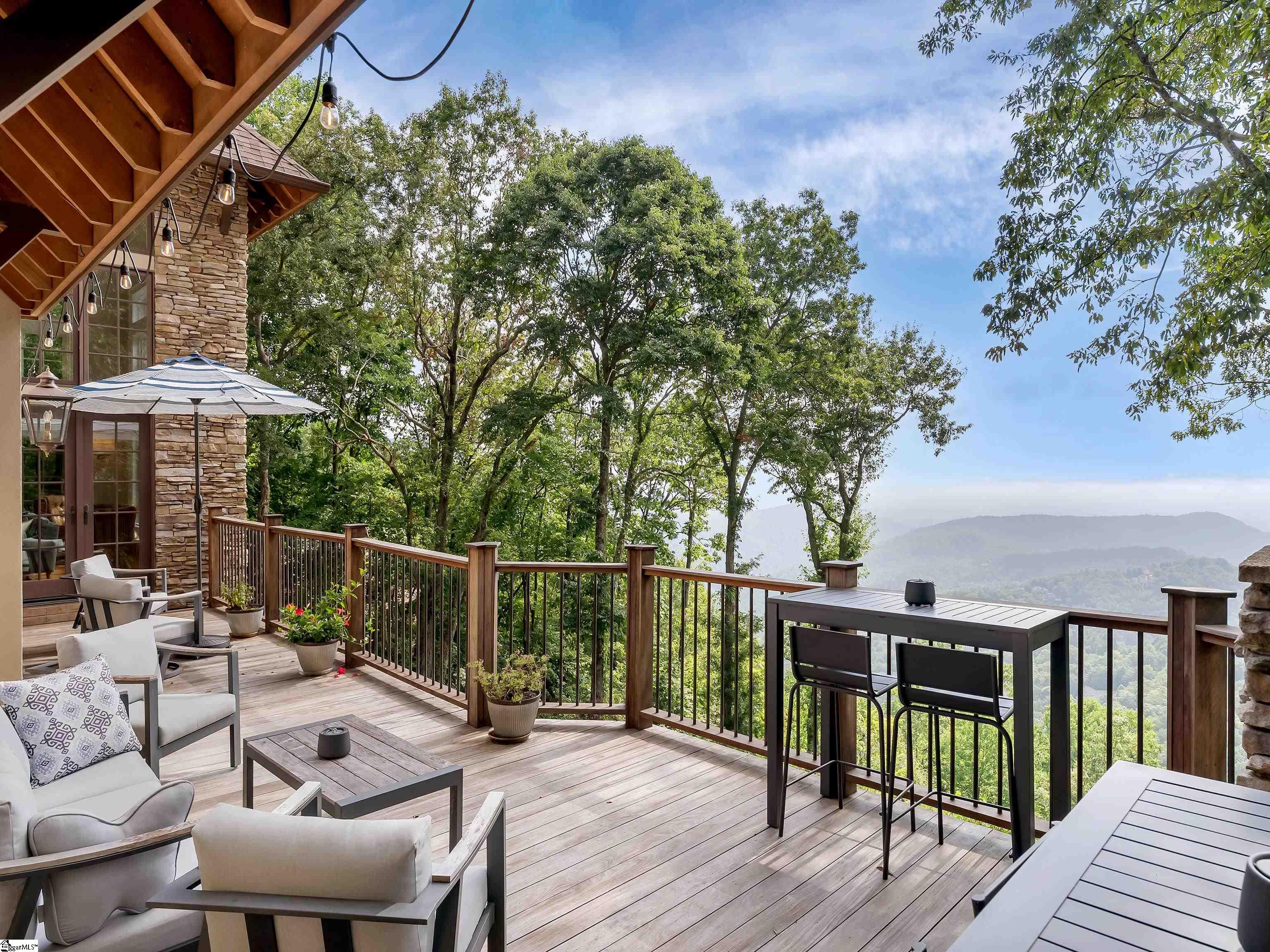 8 Moss Falls Lane Landrum, SC 29356