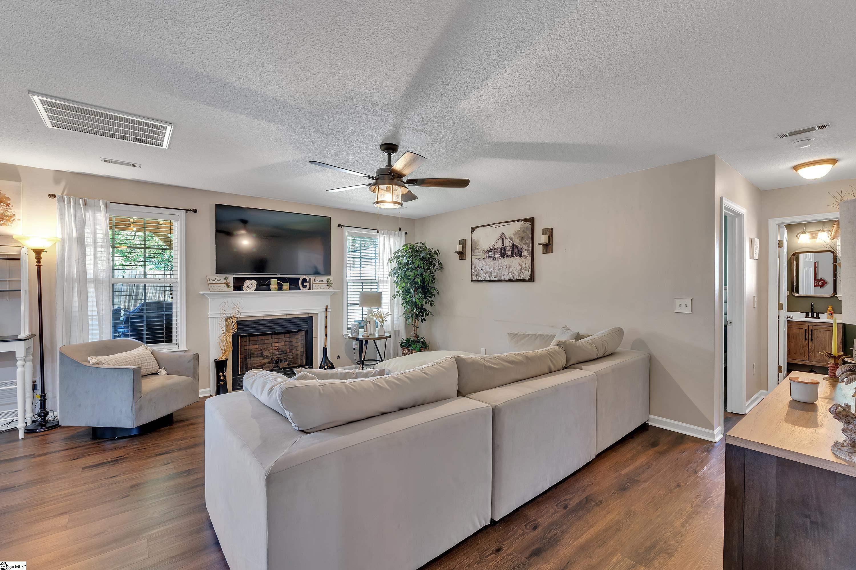 114 Thorncliff Place Anderson, SC 29625