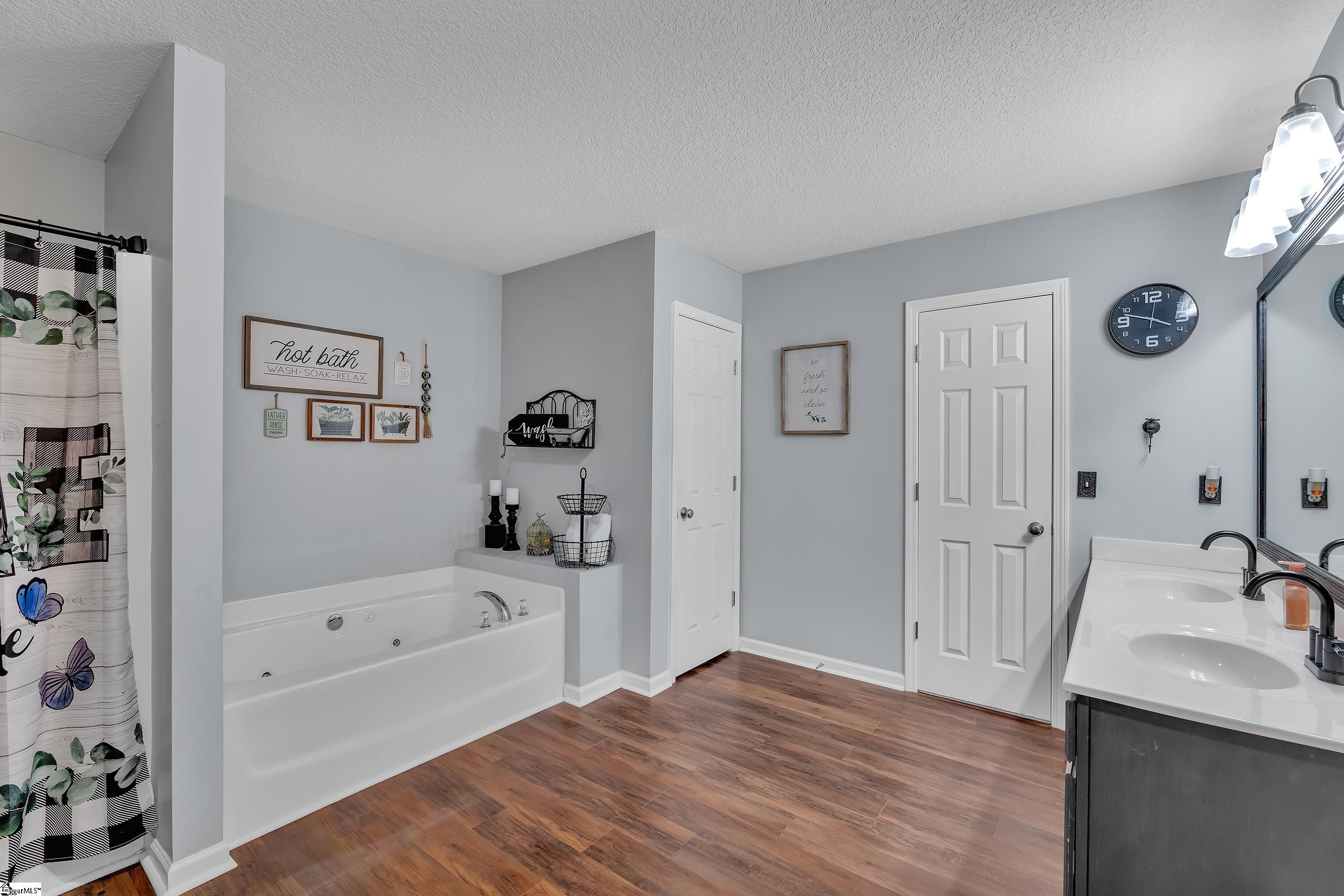 114 Thorncliff Place Anderson, SC 29625