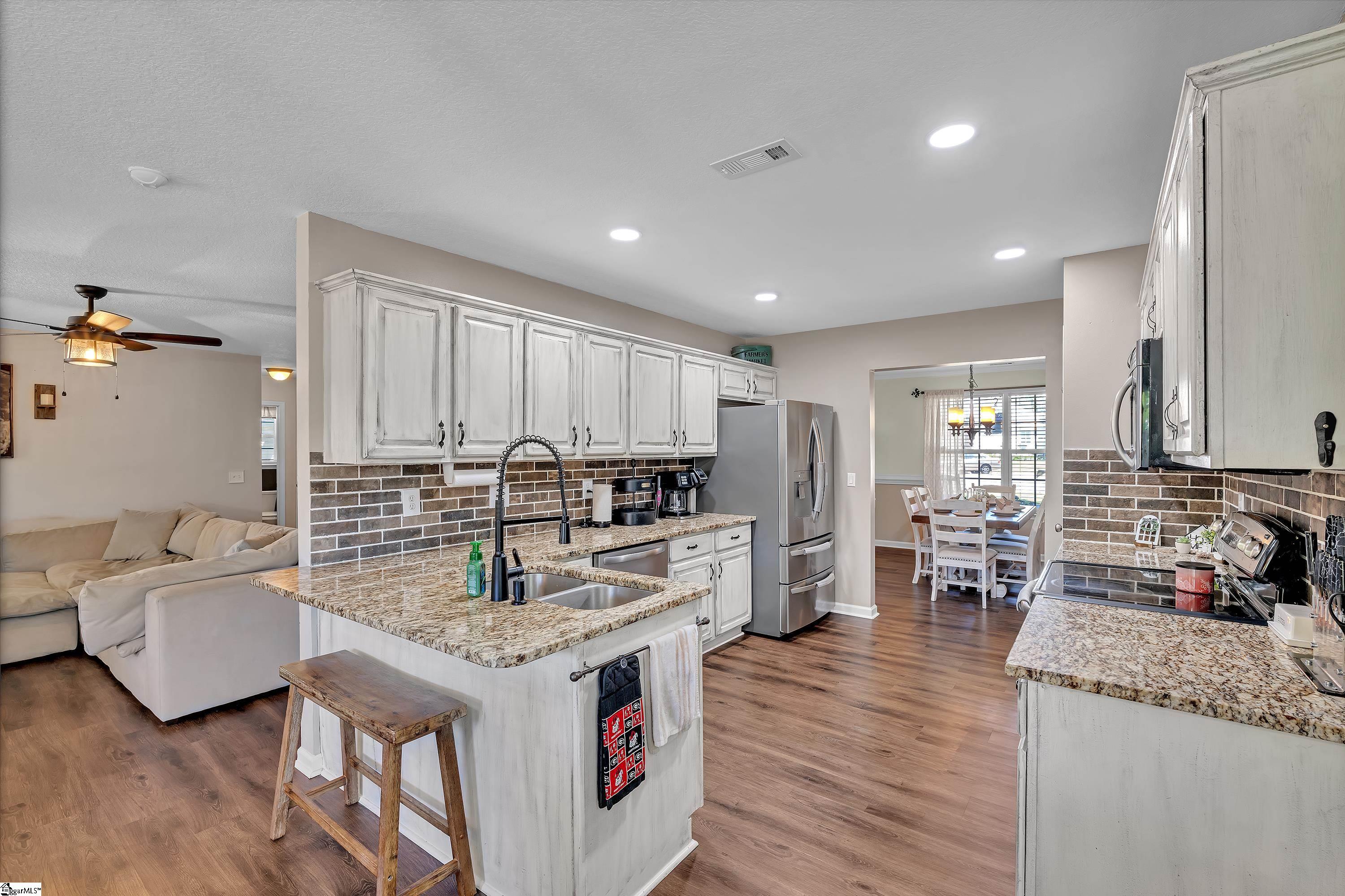 114 Thorncliff Place Anderson, SC 29625