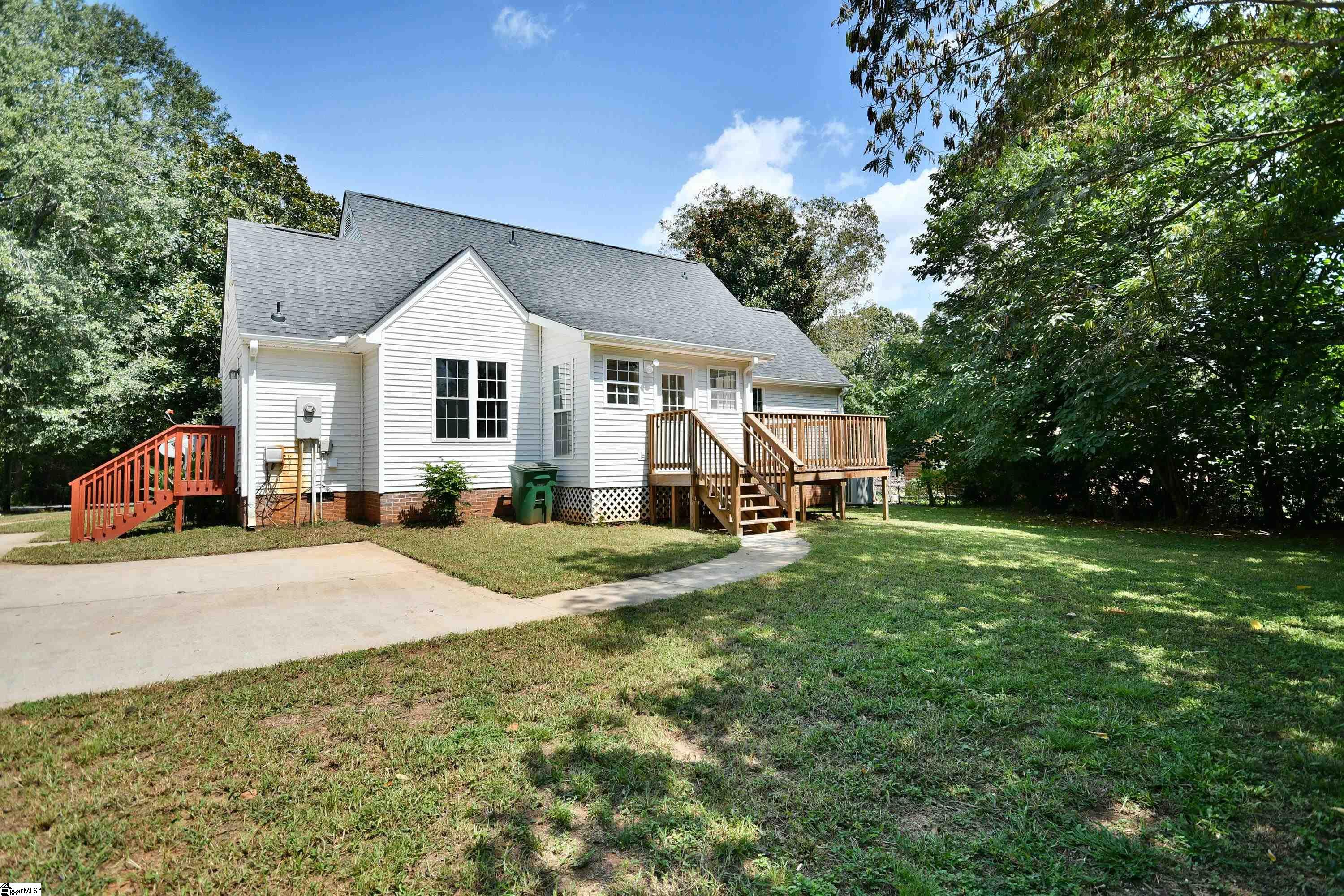 102 Tripp Street Williamston, SC 29697
