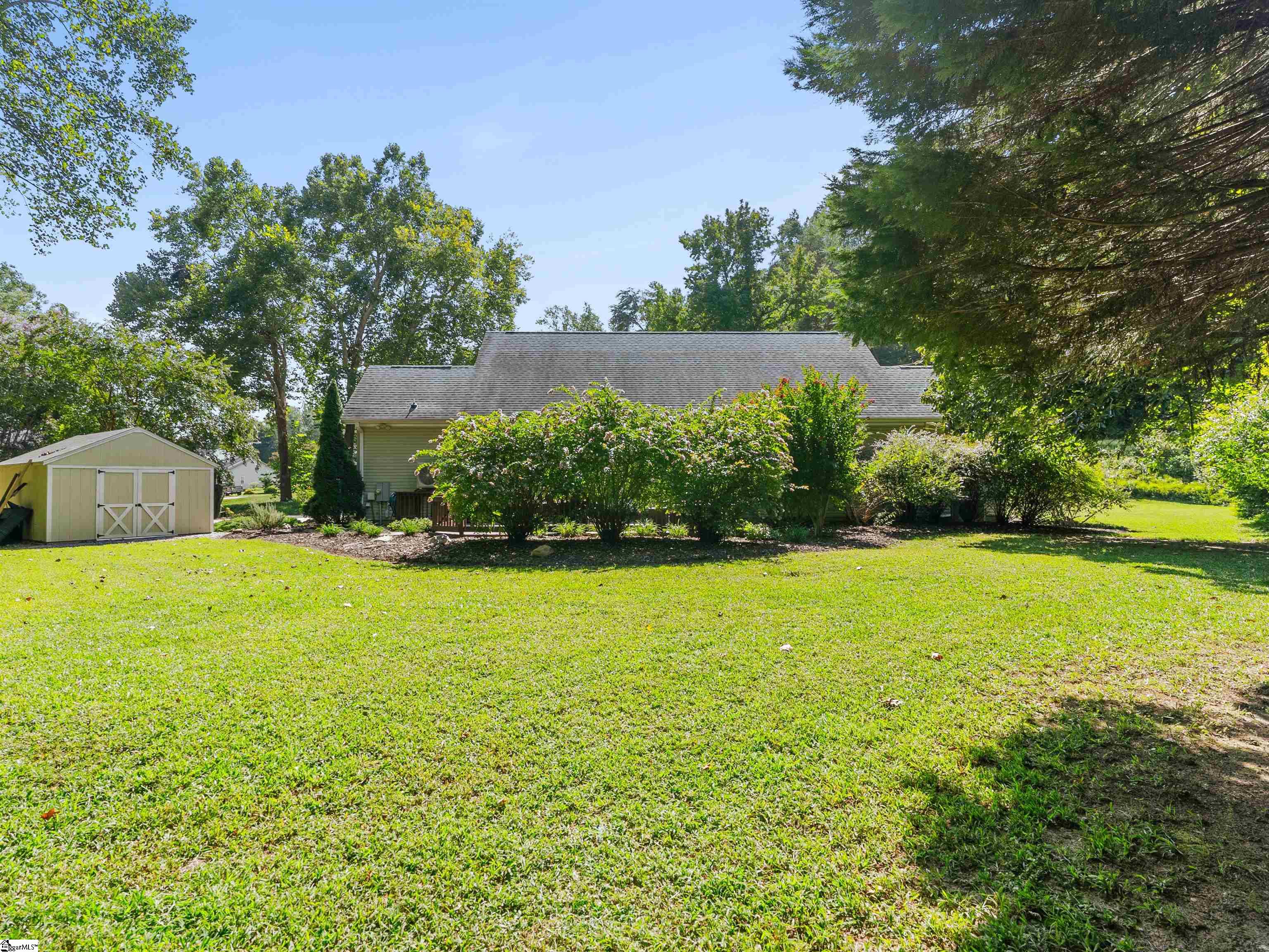 19 Lynnbrook Way Columbus, NC 28722