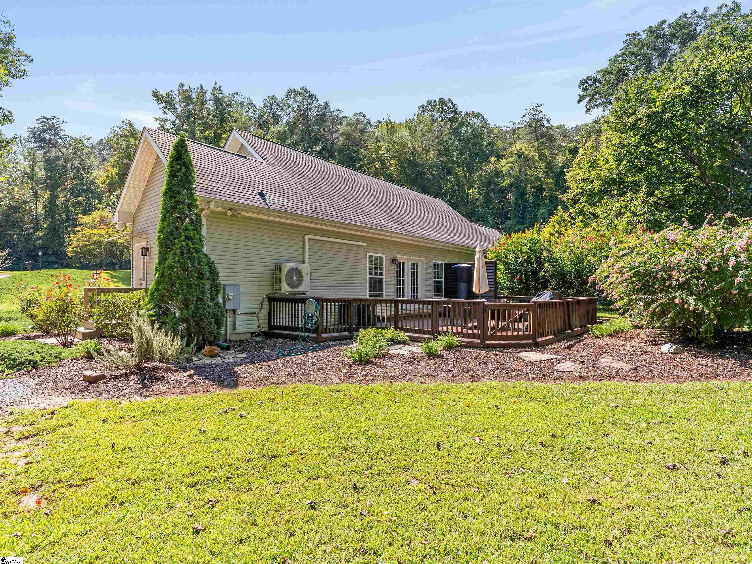 19 Lynnbrook Way Columbus, NC 28722