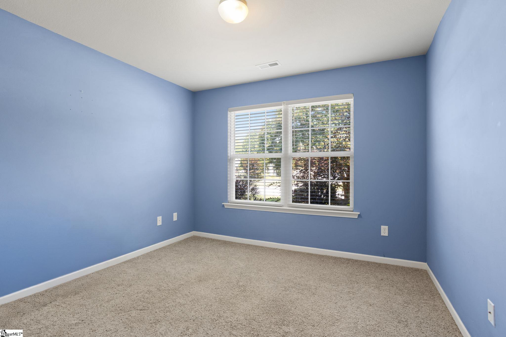 5 Calalla Court Taylors, SC 29687-5471