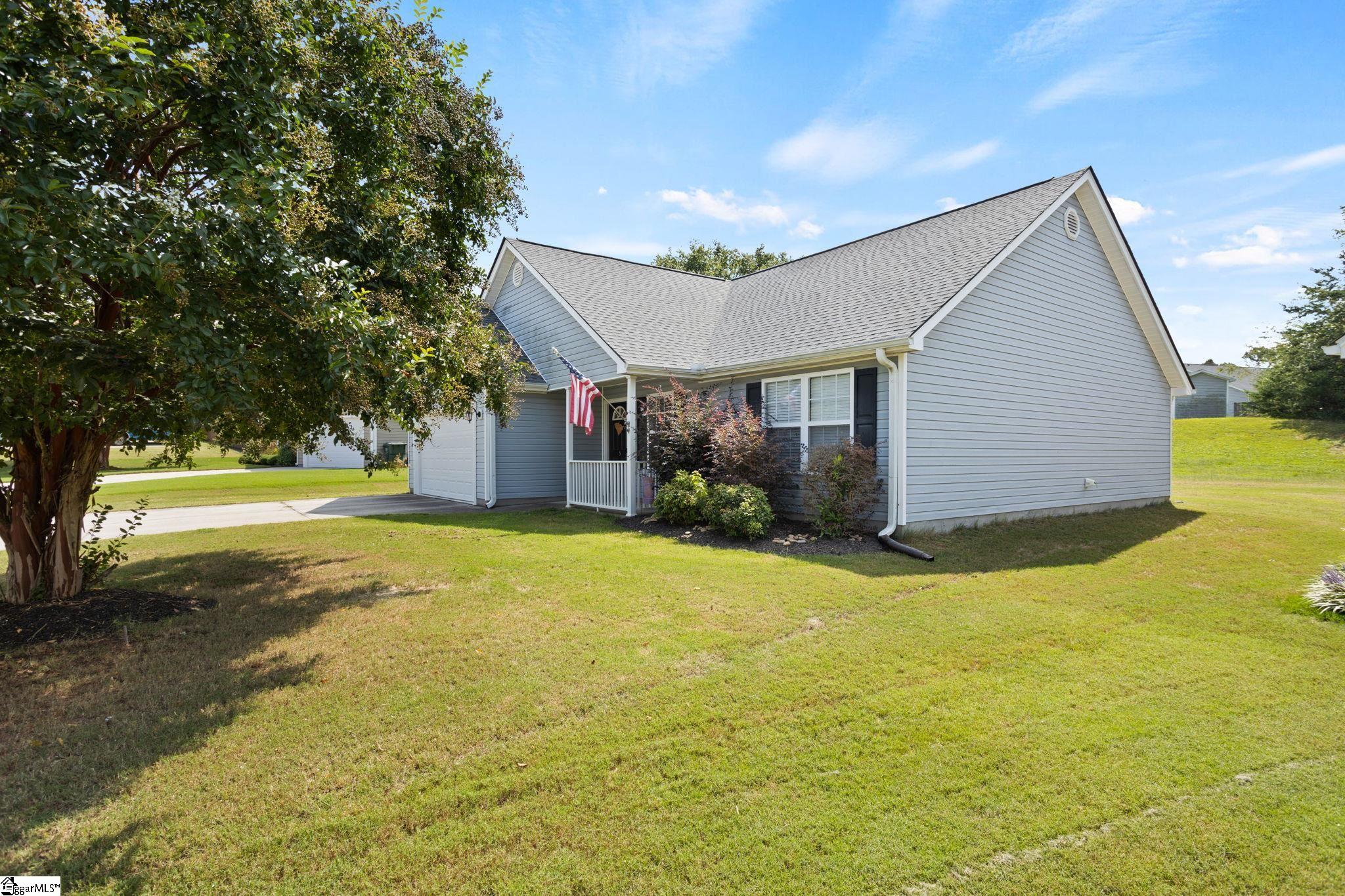 5 Calalla Court Taylors, SC 29687-5471