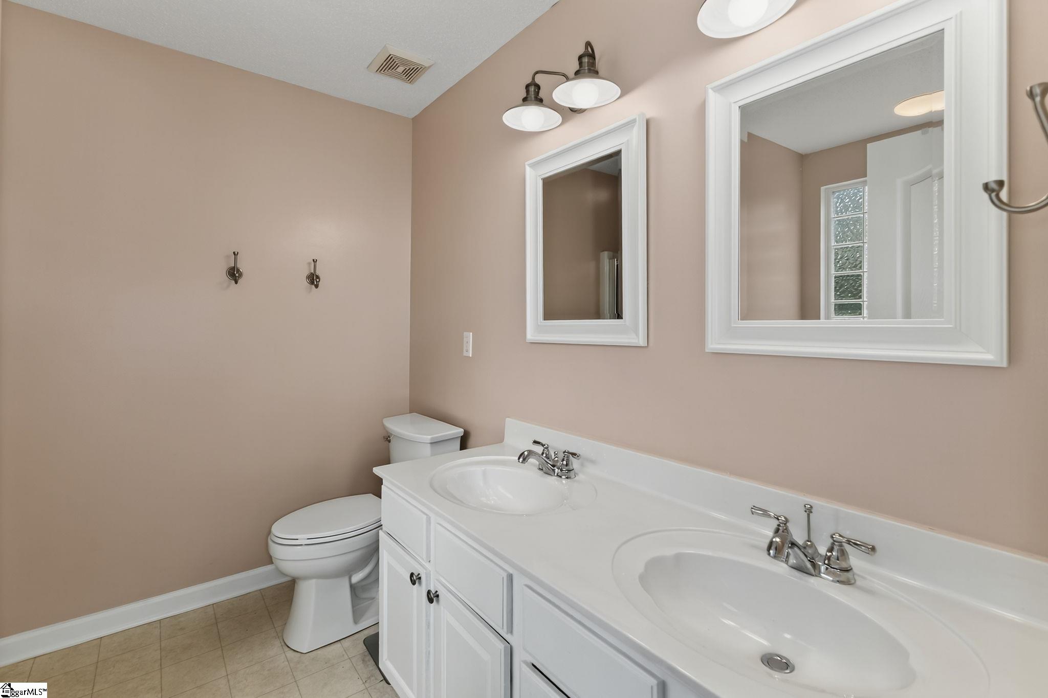 536 Laurel Meadows Parkway Greenville, SC 29607