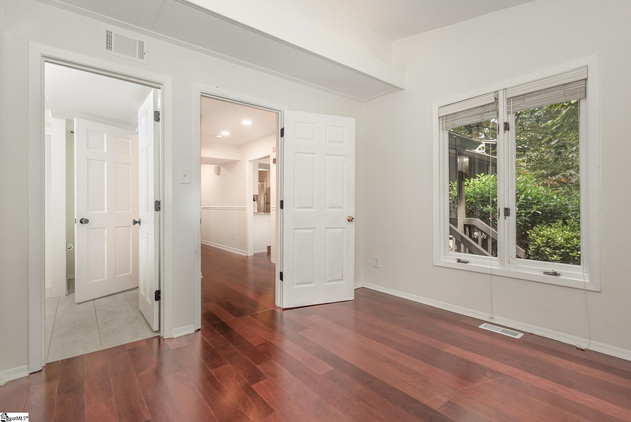 171 Ingleoak Lane Greenville, SC 29615