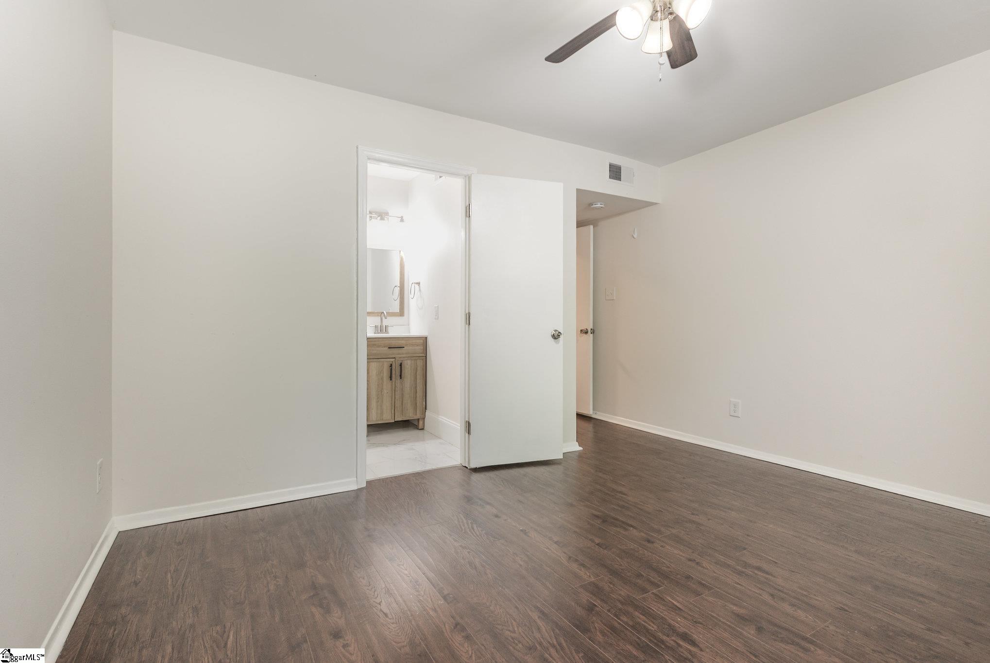171 Ingleoak Lane Greenville, SC 29615