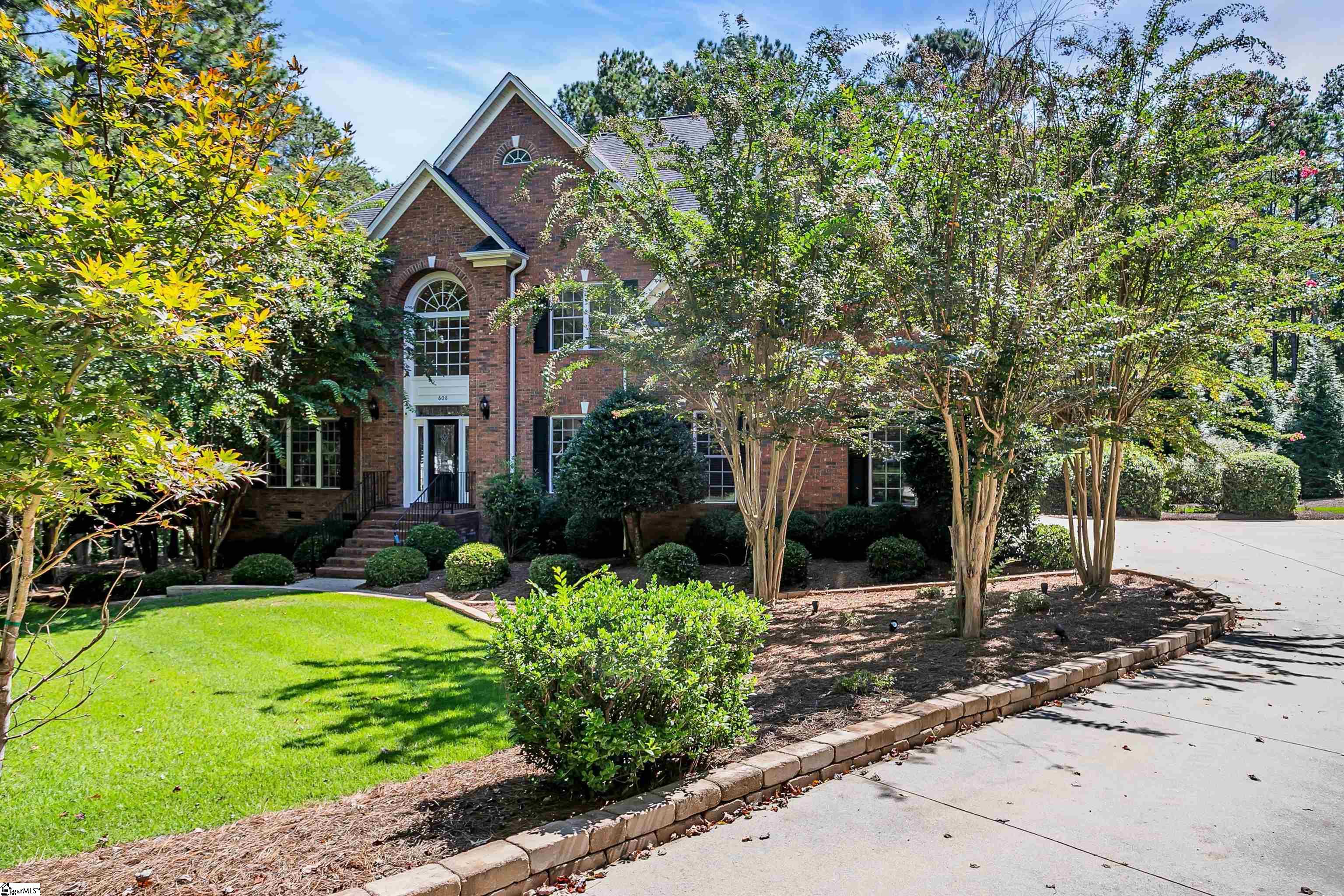 608 Virginia Pine Court Spartanburg, SC 29306