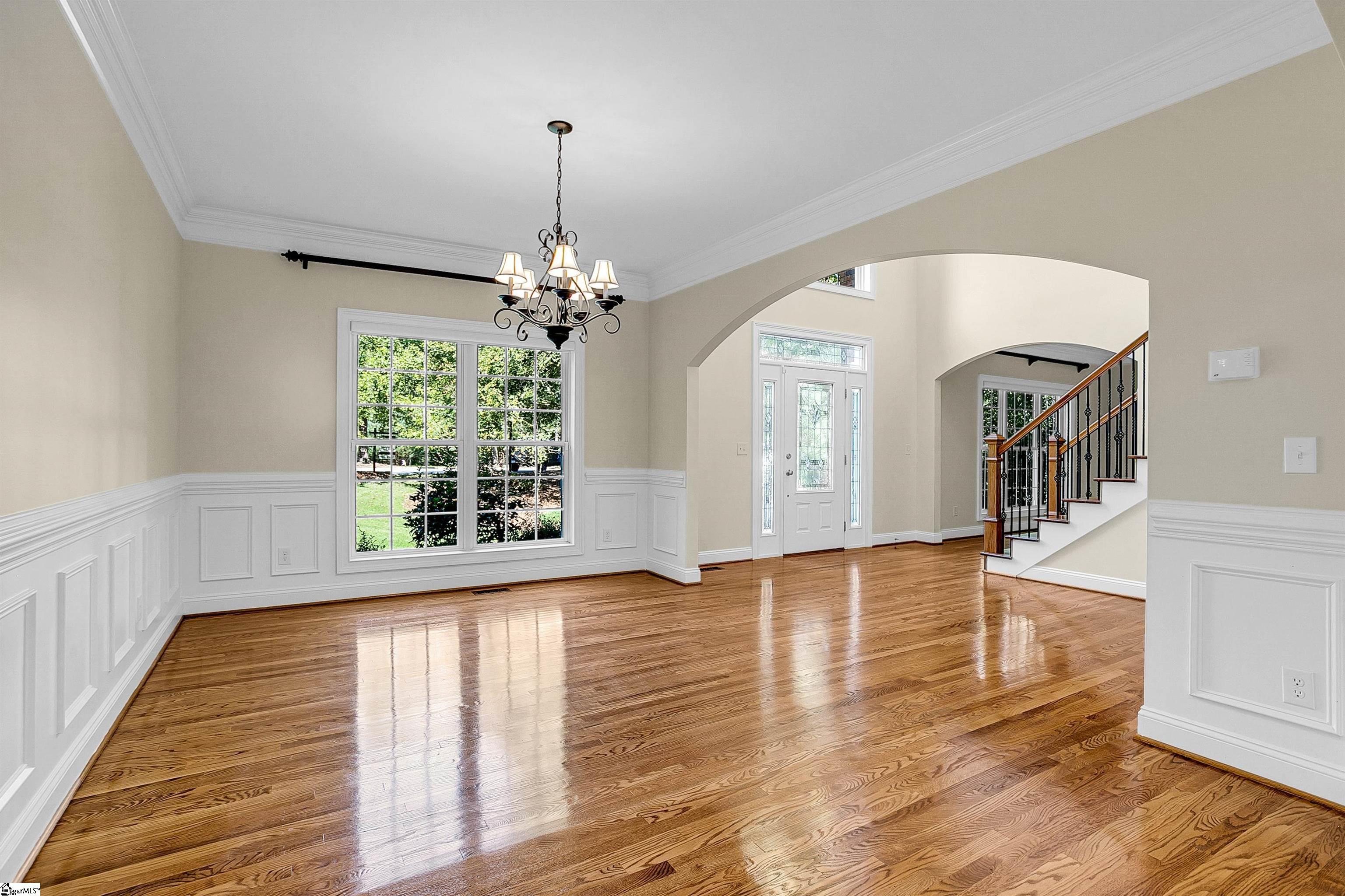 608 Virginia Pine Court Spartanburg, SC 29306