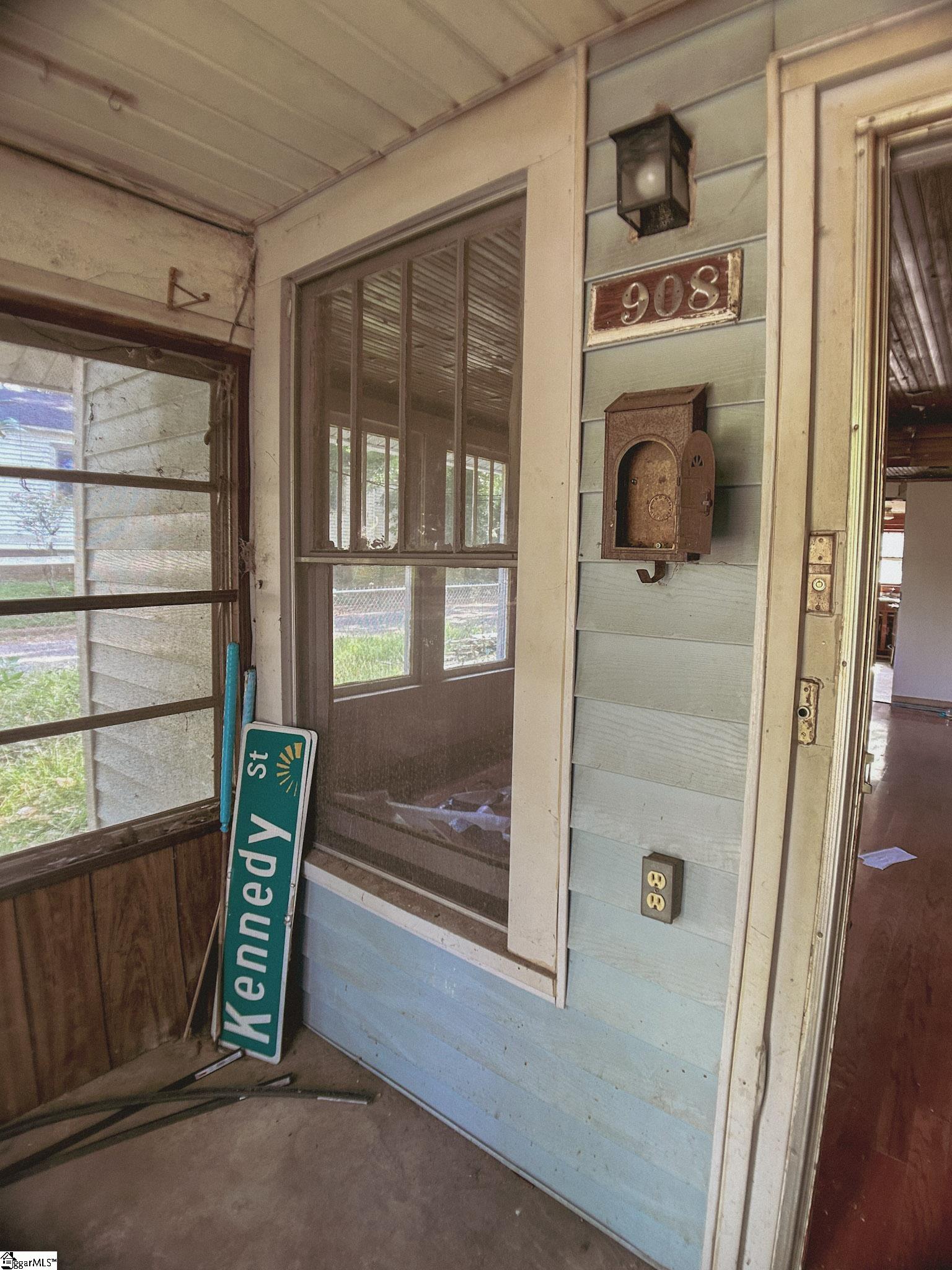 908 Kennedy Street Anderson, SC 29624