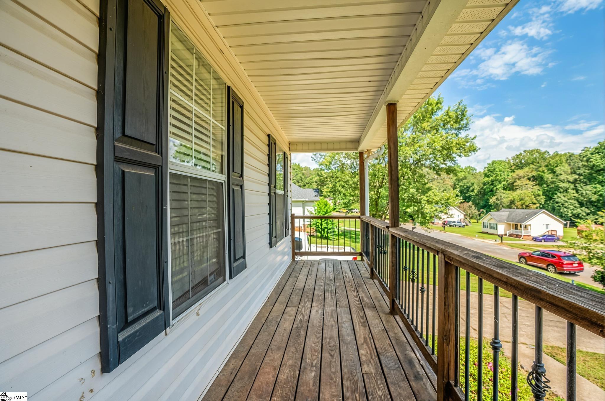 107 Logan Lane Easley, SC 29640