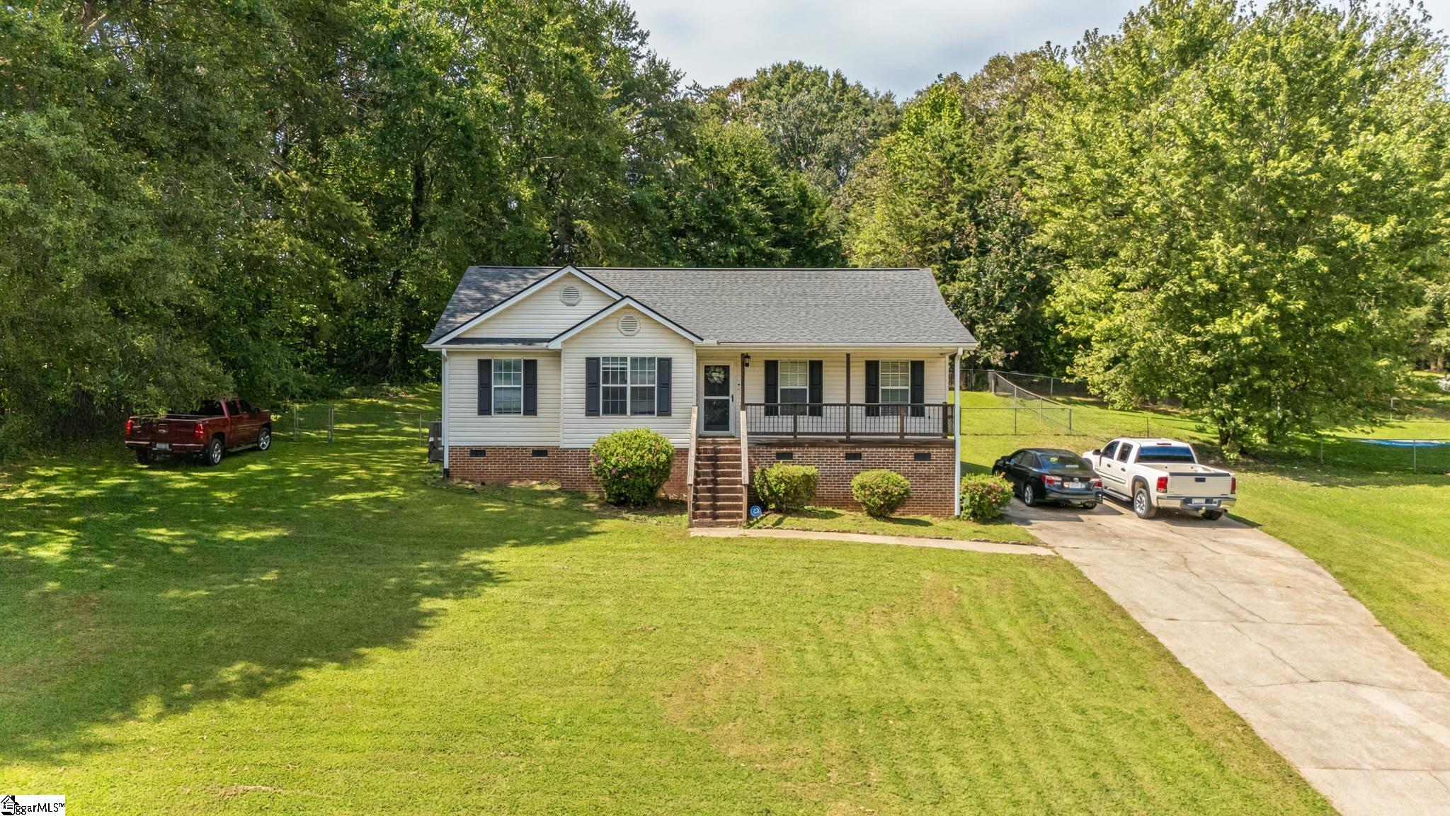 107 Logan Lane Easley, SC 29640