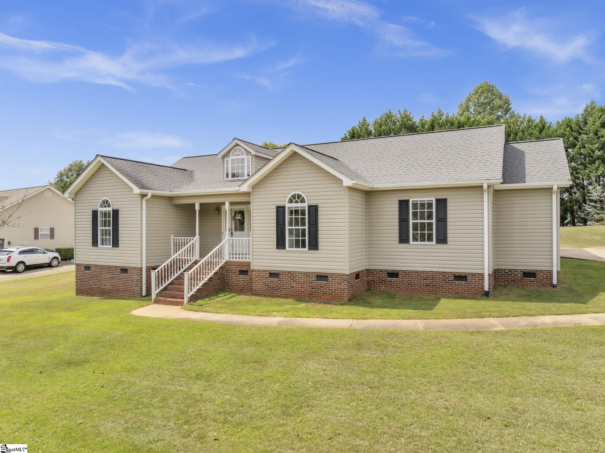108 Brooke Lee Circle Taylors, SC 29687
