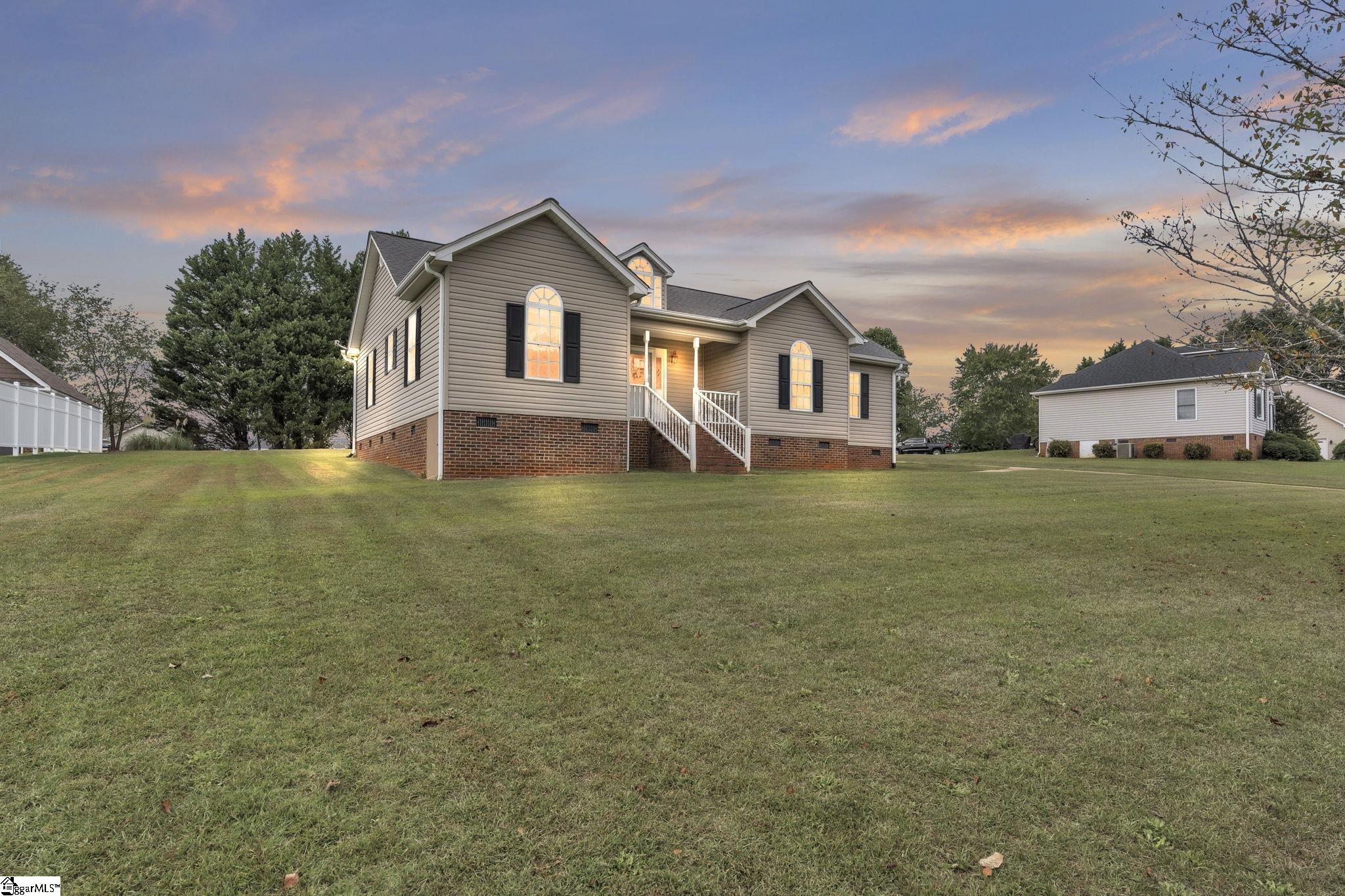 108 Brooke Lee Circle Taylors, SC 29687