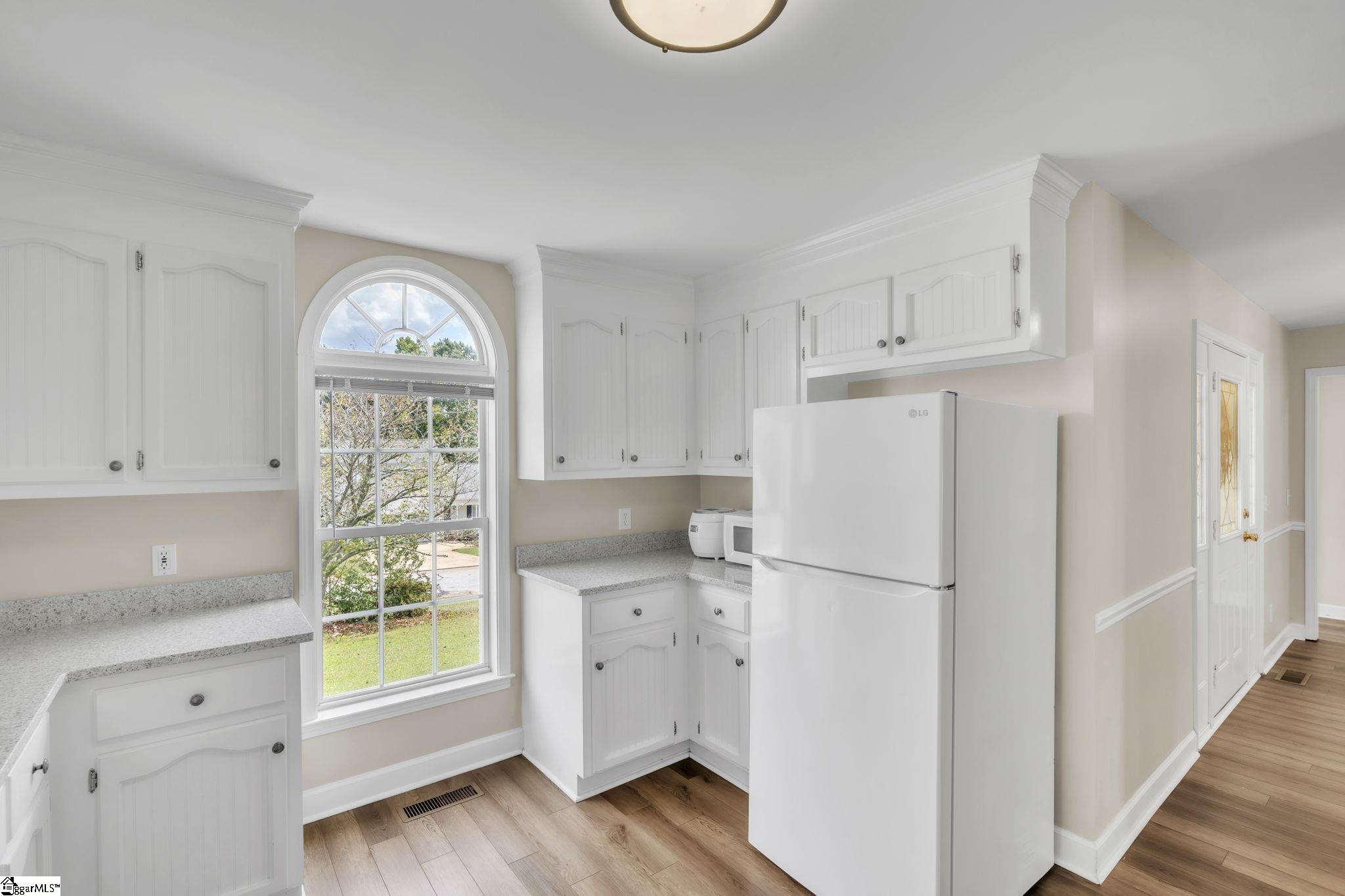 108 Brooke Lee Circle Taylors, SC 29687