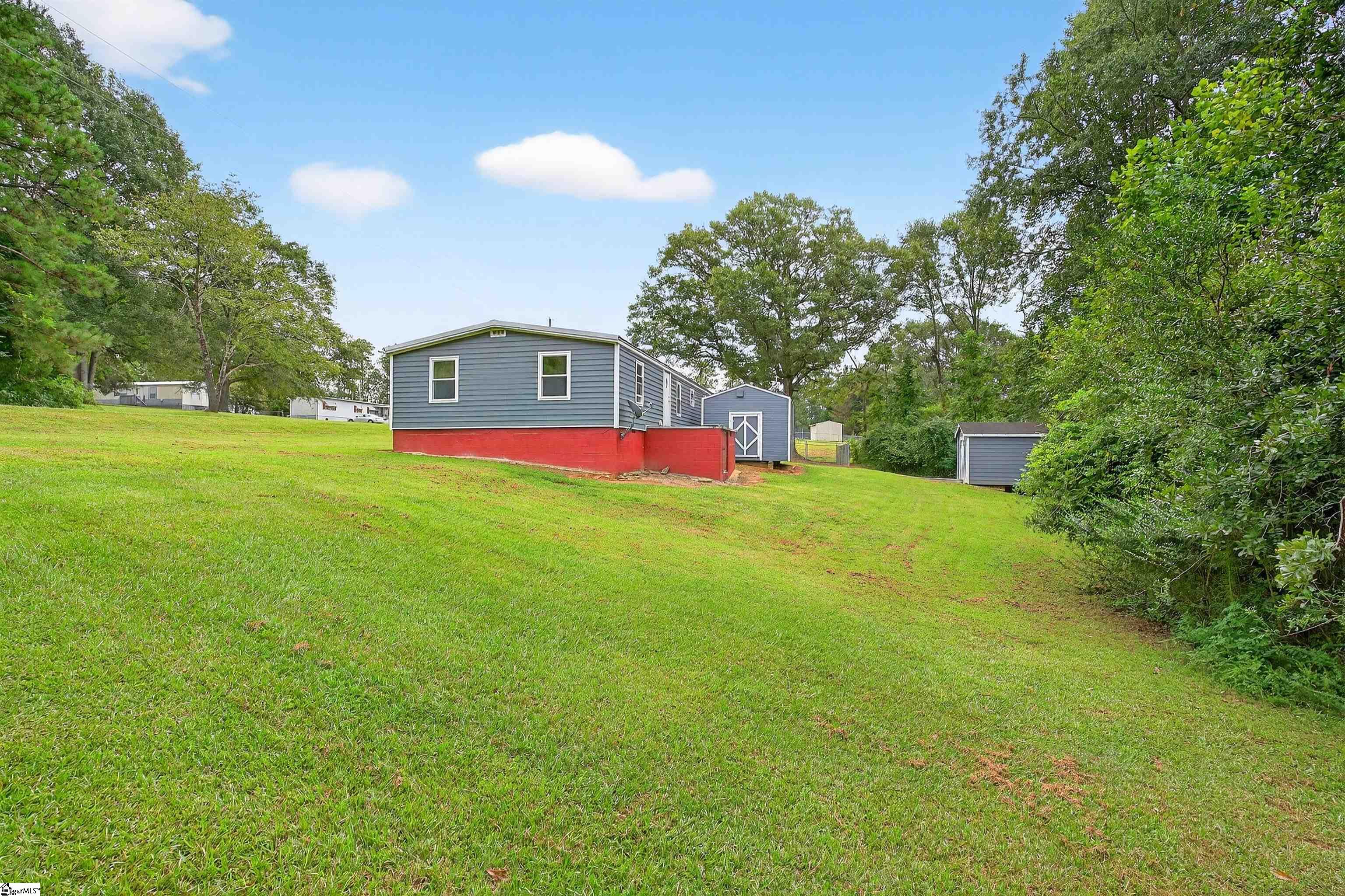 115 Riverview Park Cowpens, SC 29330