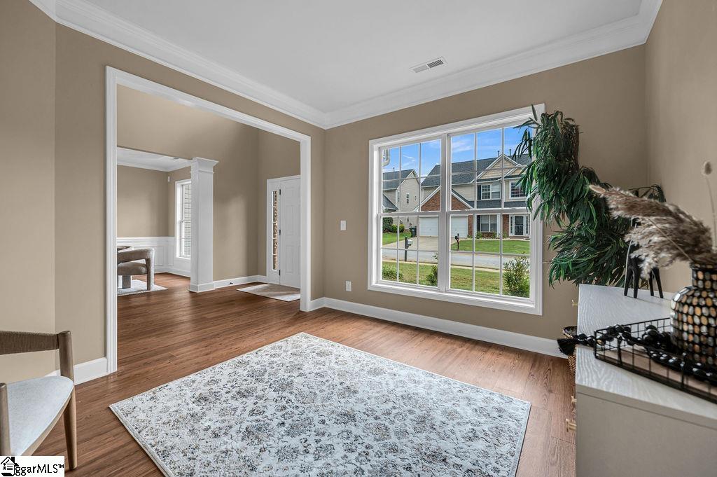 4 Breezewood Court Greenville, SC 29607