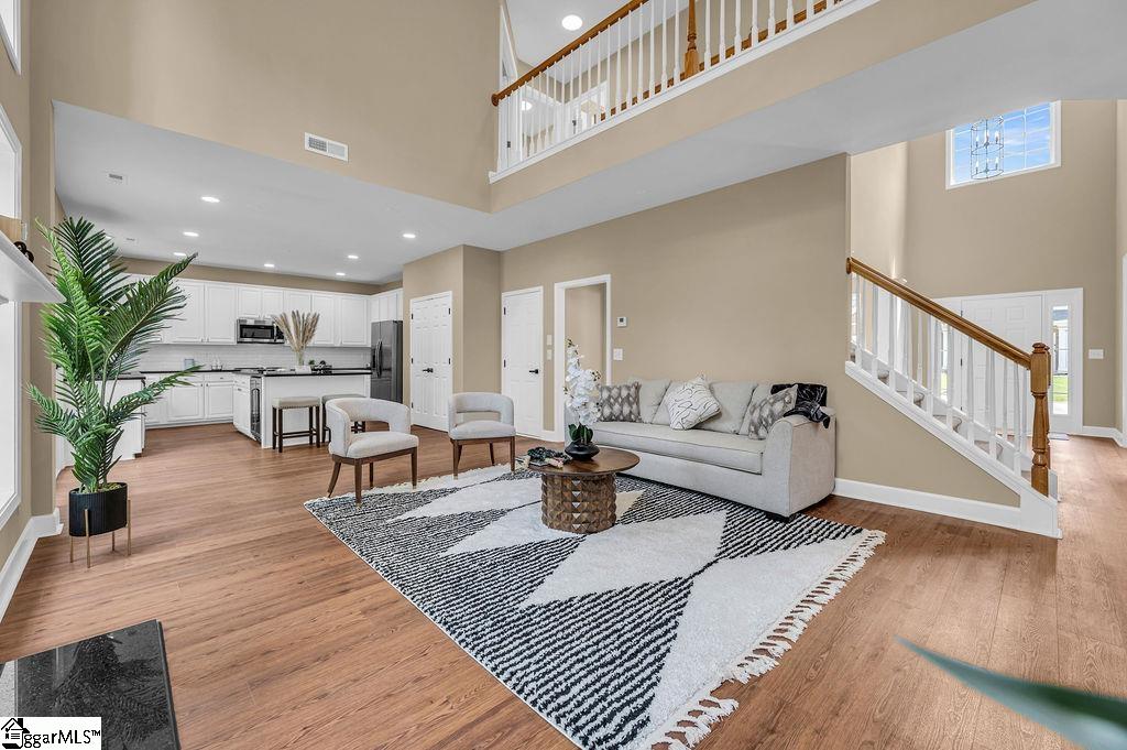 4 Breezewood Court Greenville, SC 29607