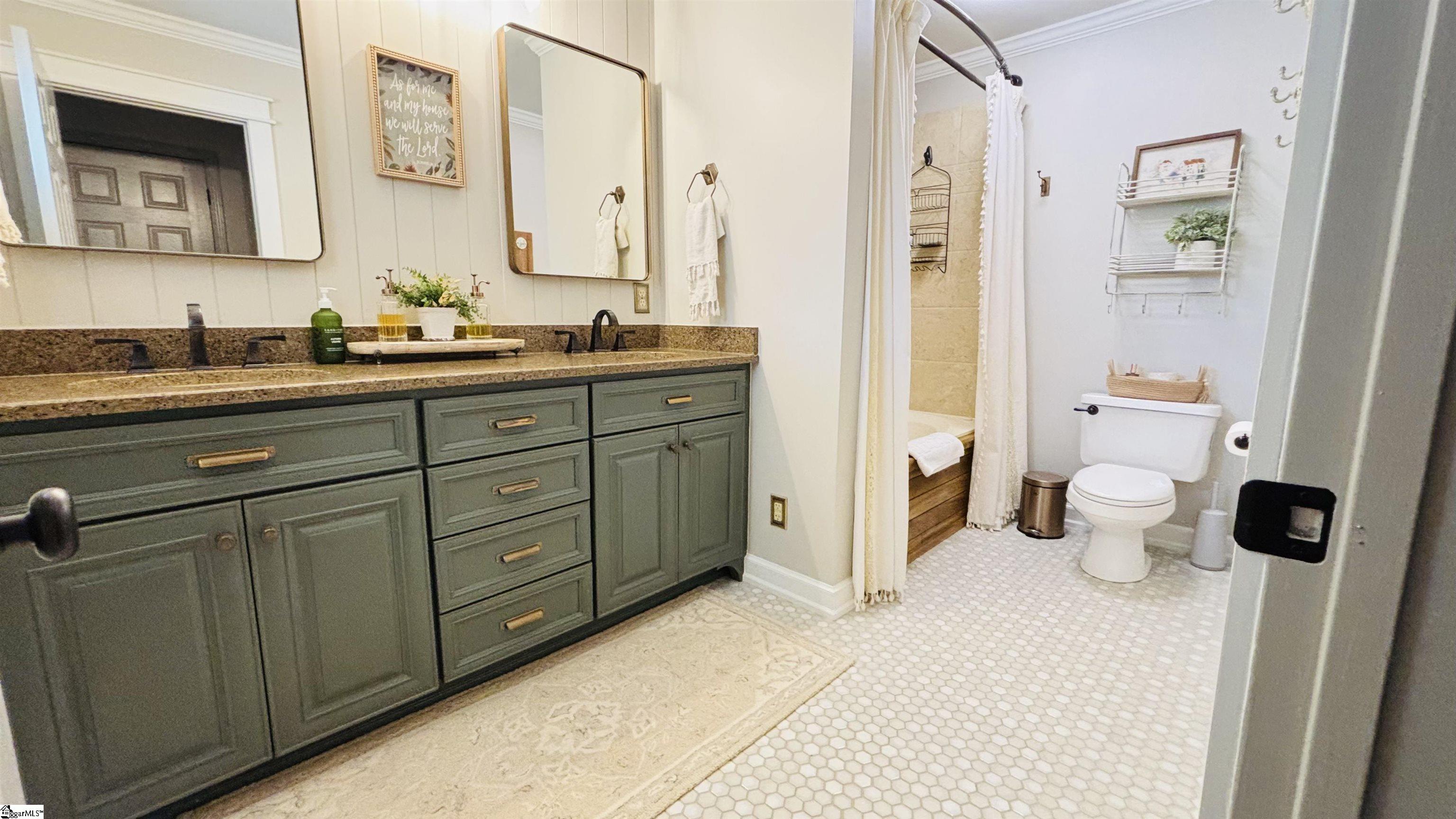 15 Otter Lane Taylors, SC 29687
