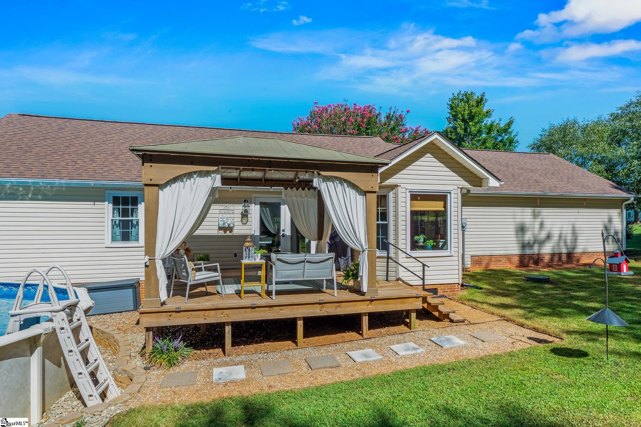 15 Otter Lane Taylors, SC 29687