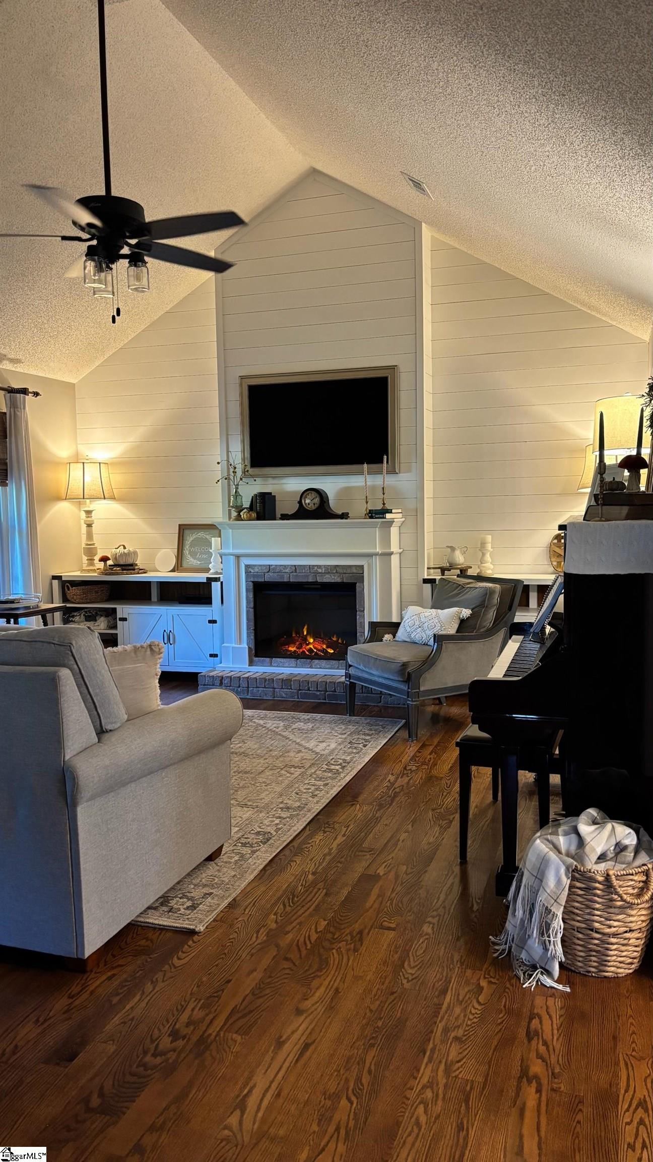 15 Otter Lane Taylors, SC 29687