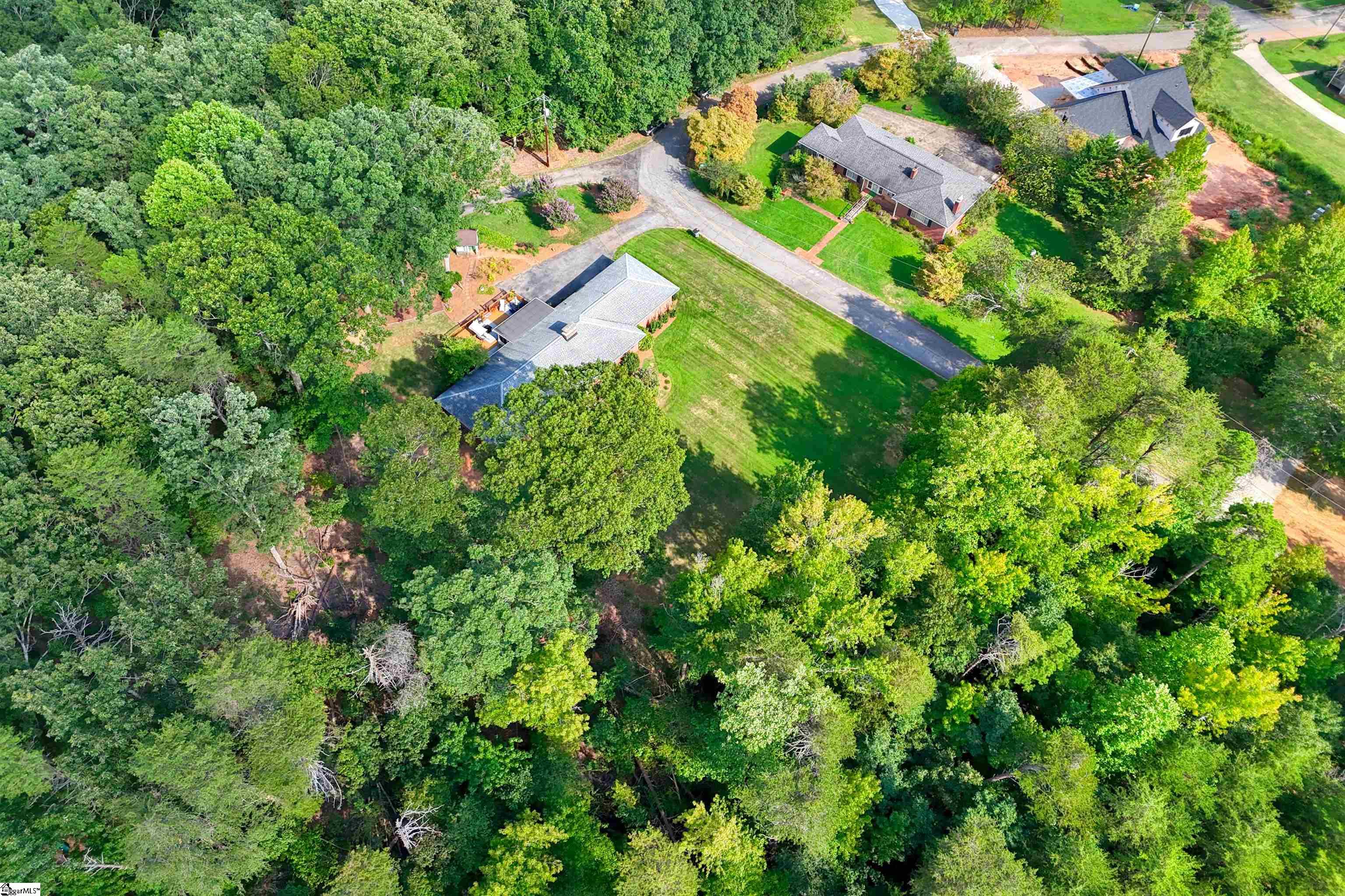 211 N Rockview Drive Greenville, SC 29609-6323