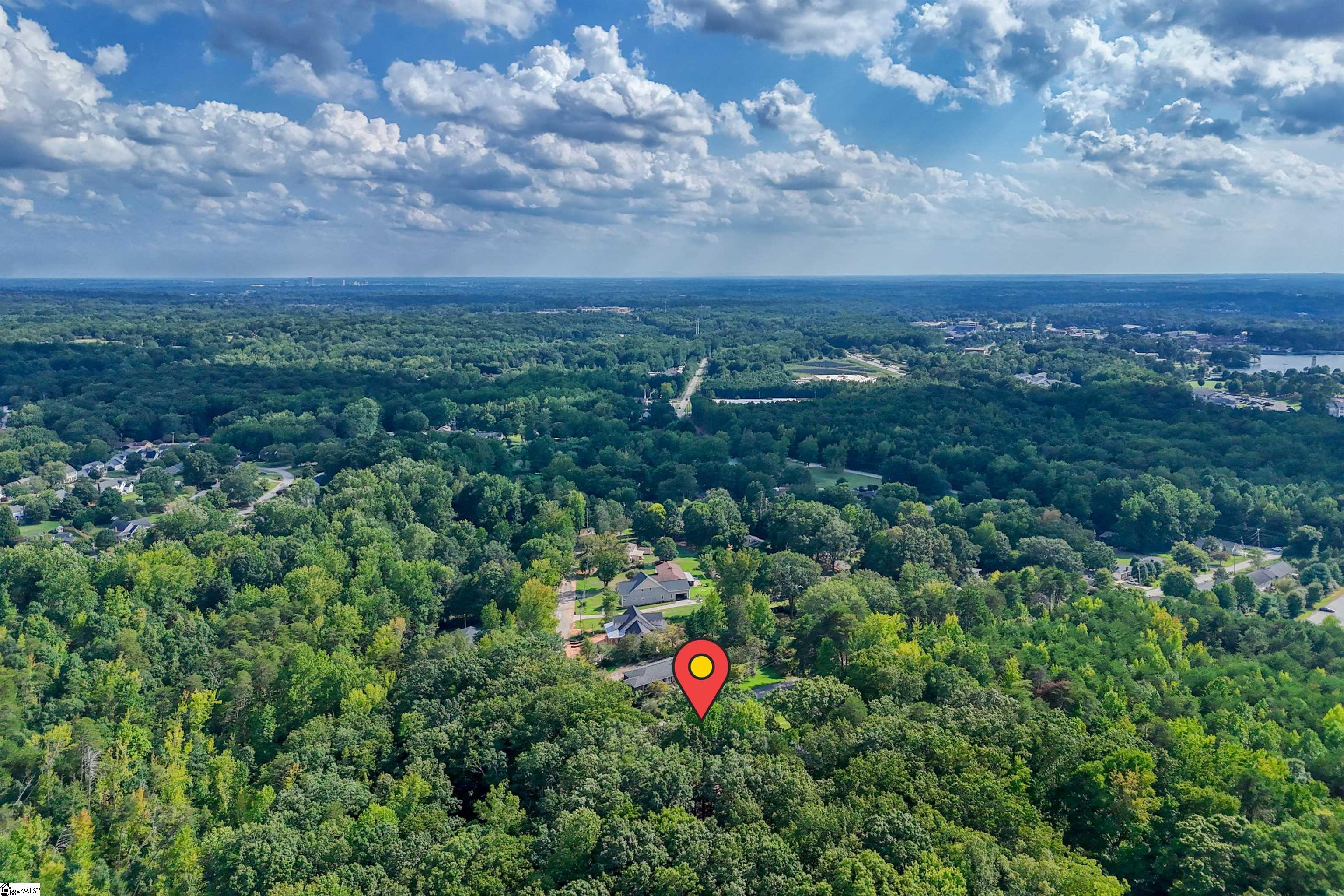 211 N Rockview Drive Greenville, SC 29609-6323