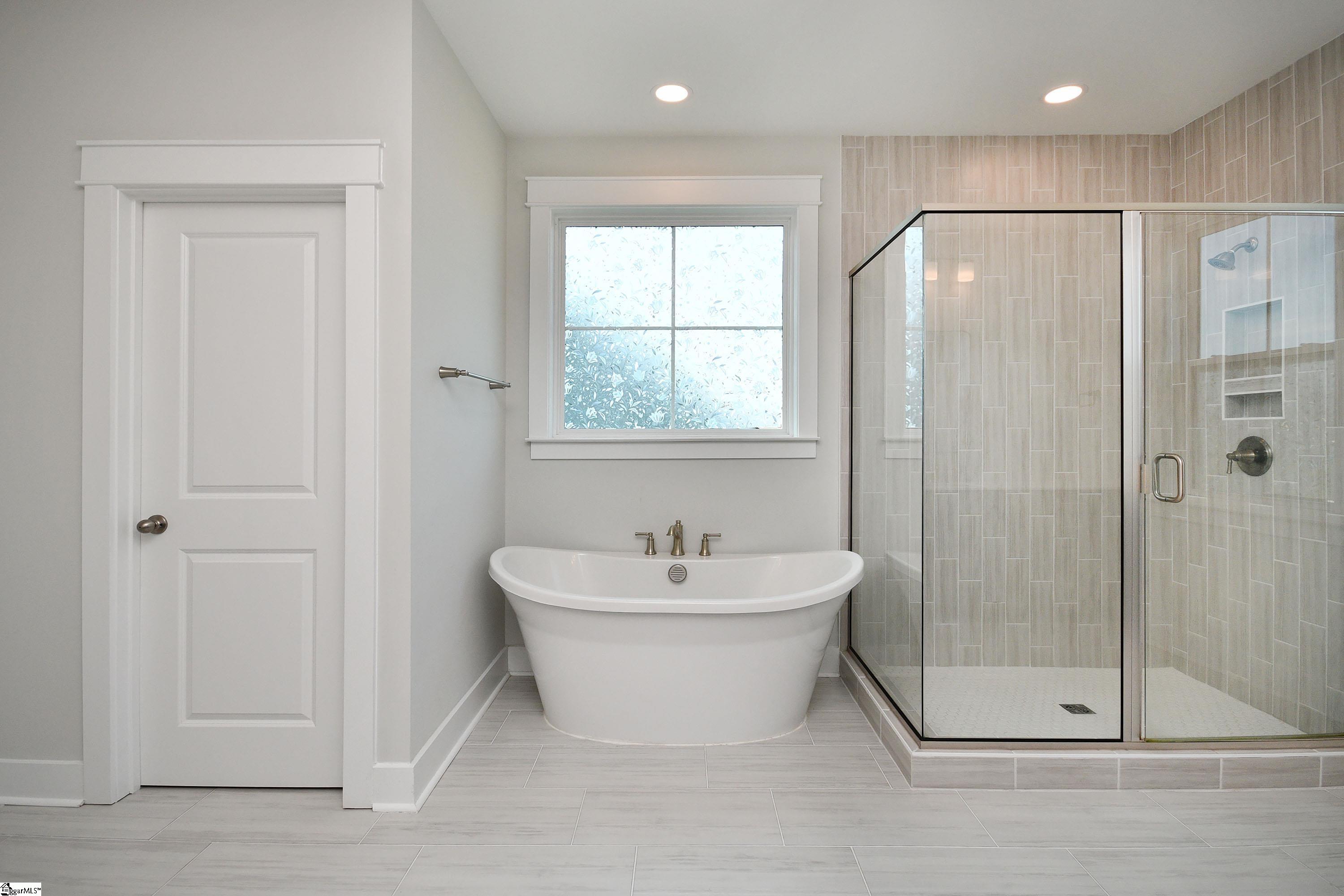 12 Tanner Hall Lane Greenville, SC 29607