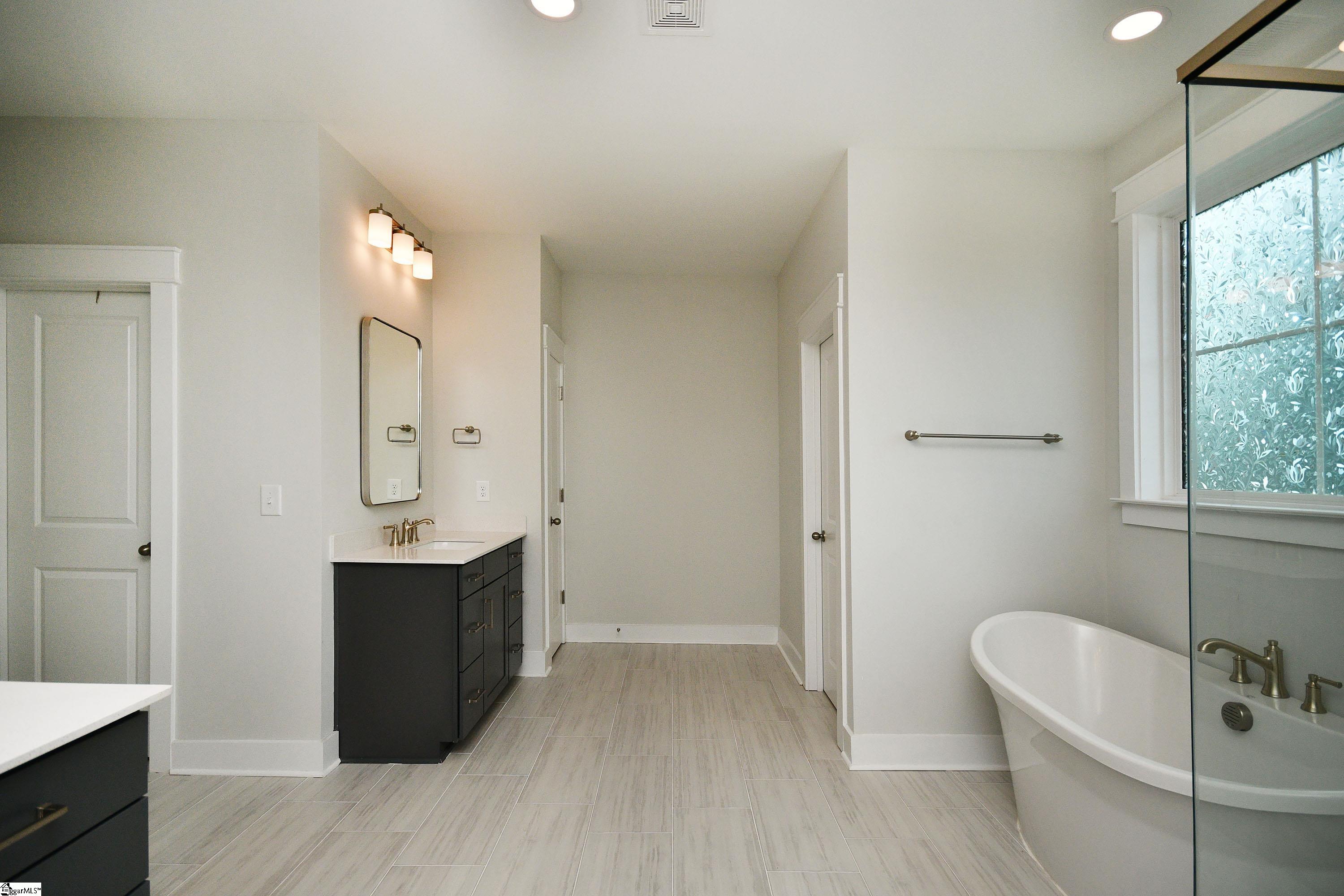 12 Tanner Hall Lane Greenville, SC 29607