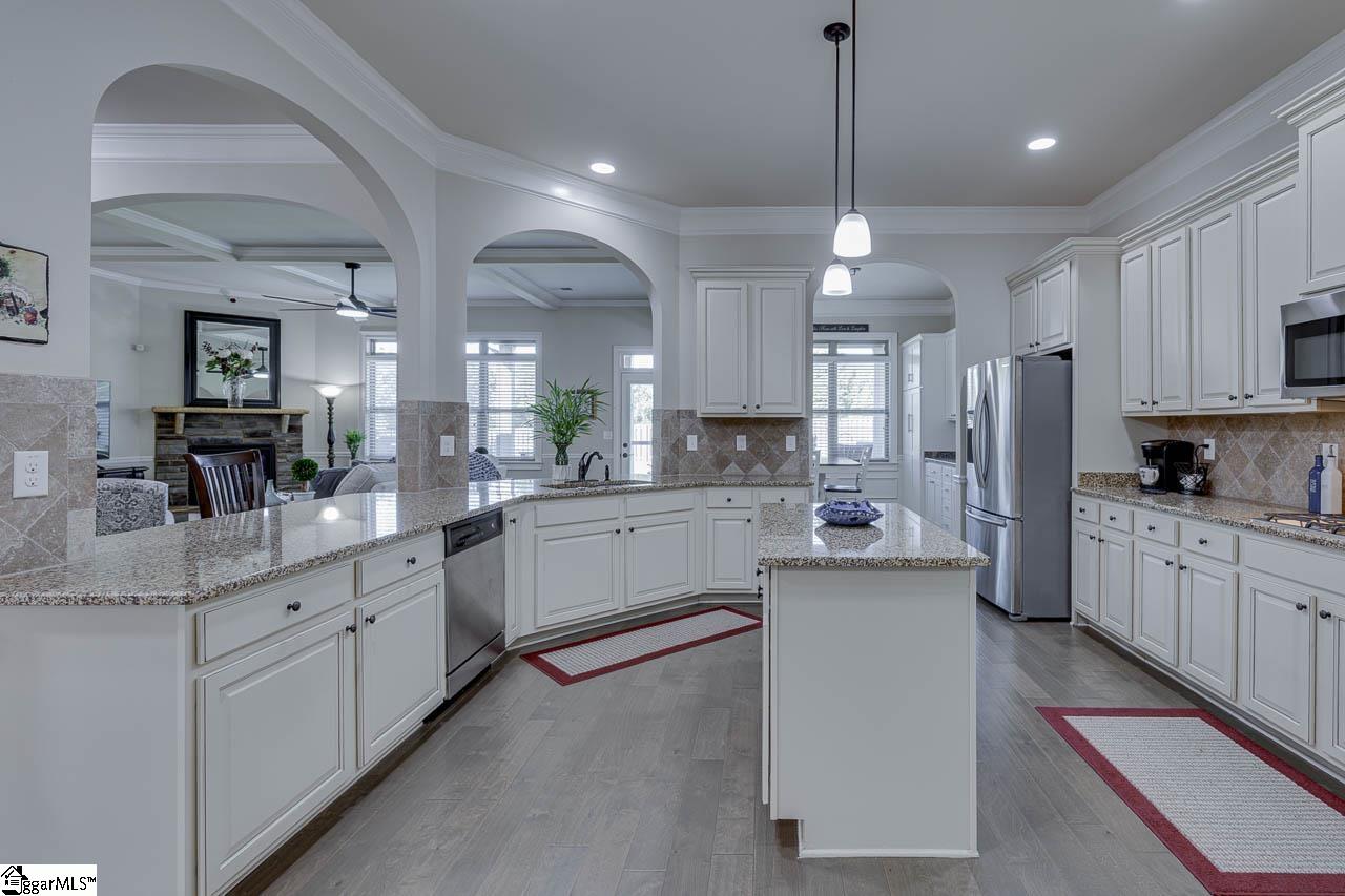 604 Rose Arbor Lane Simpsonville, SC 29681