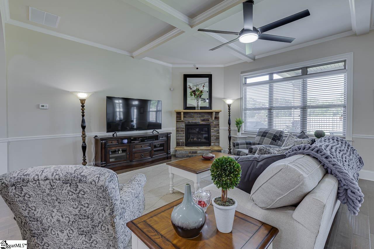 604 Rose Arbor Lane Simpsonville, SC 29681