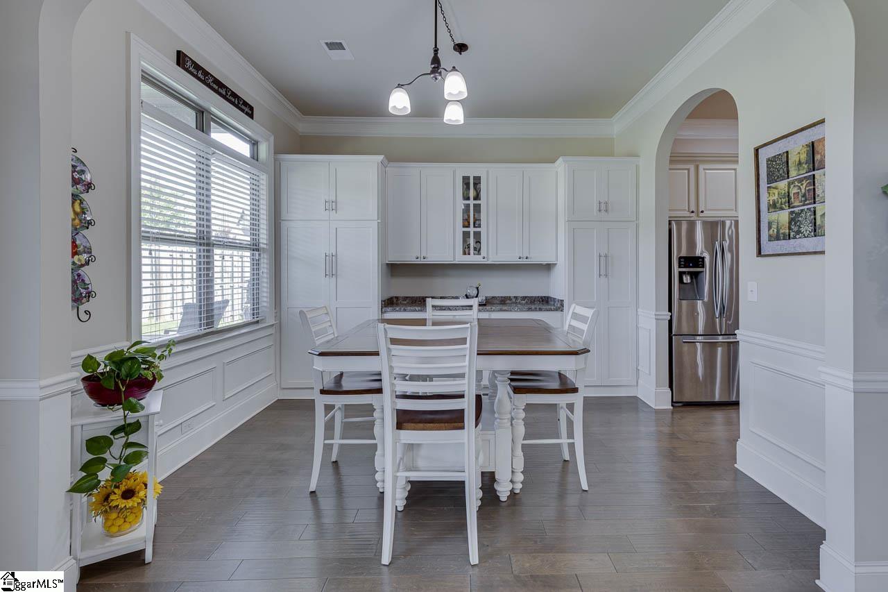 604 Rose Arbor Lane Simpsonville, SC 29681