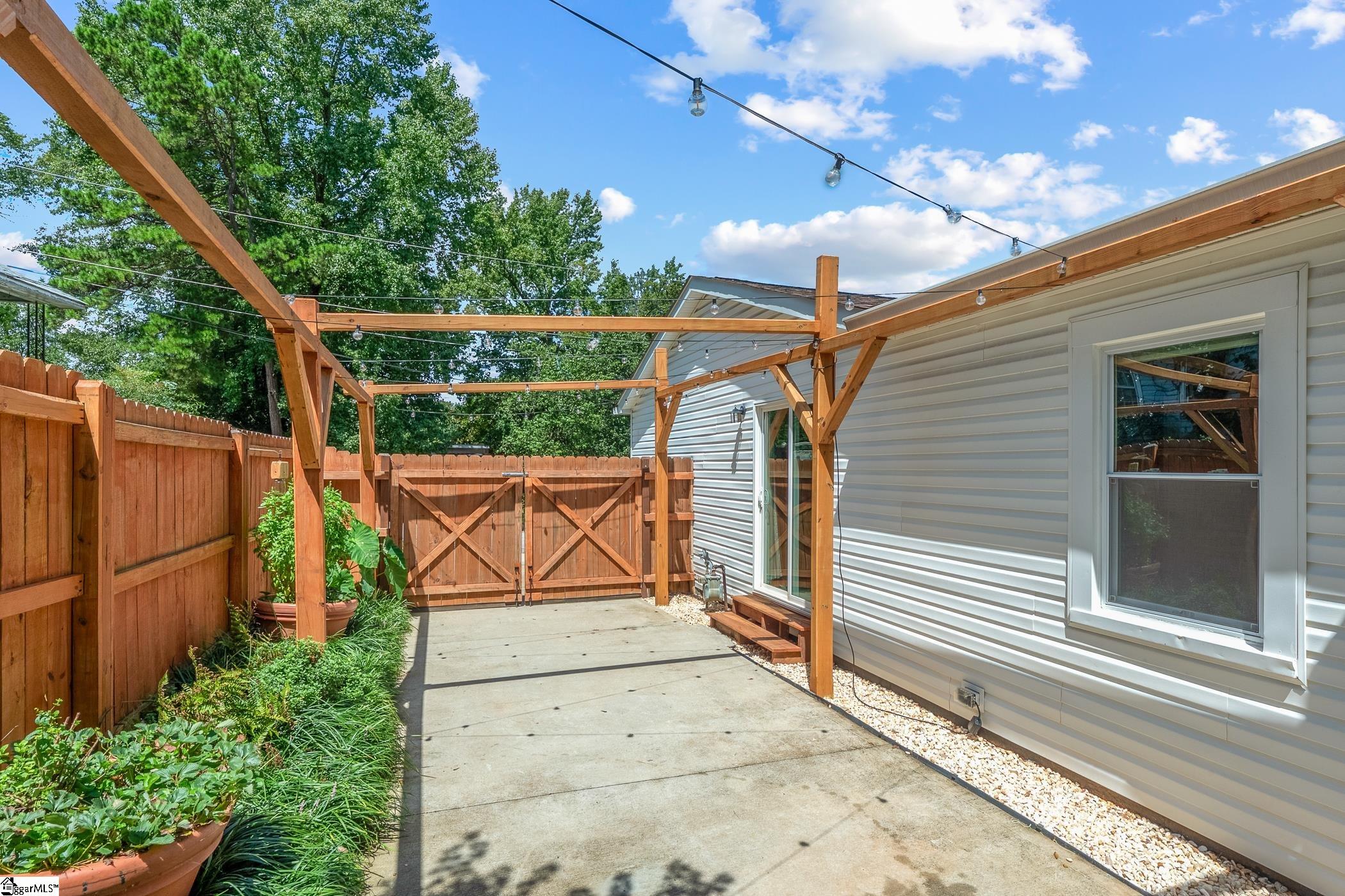 104 Lanford Street Greer, SC 29650