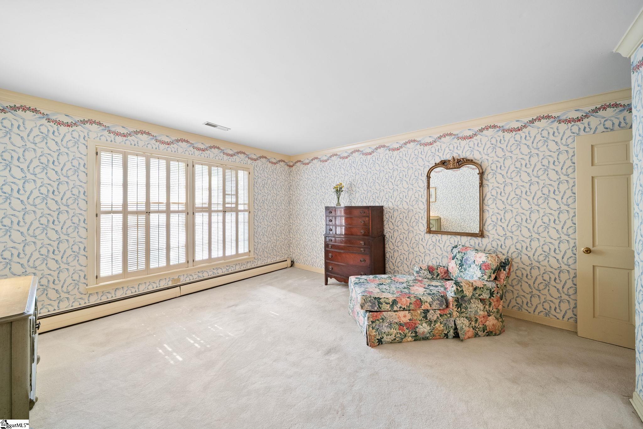 111 Rolling Green Circle Greenville, SC 29615