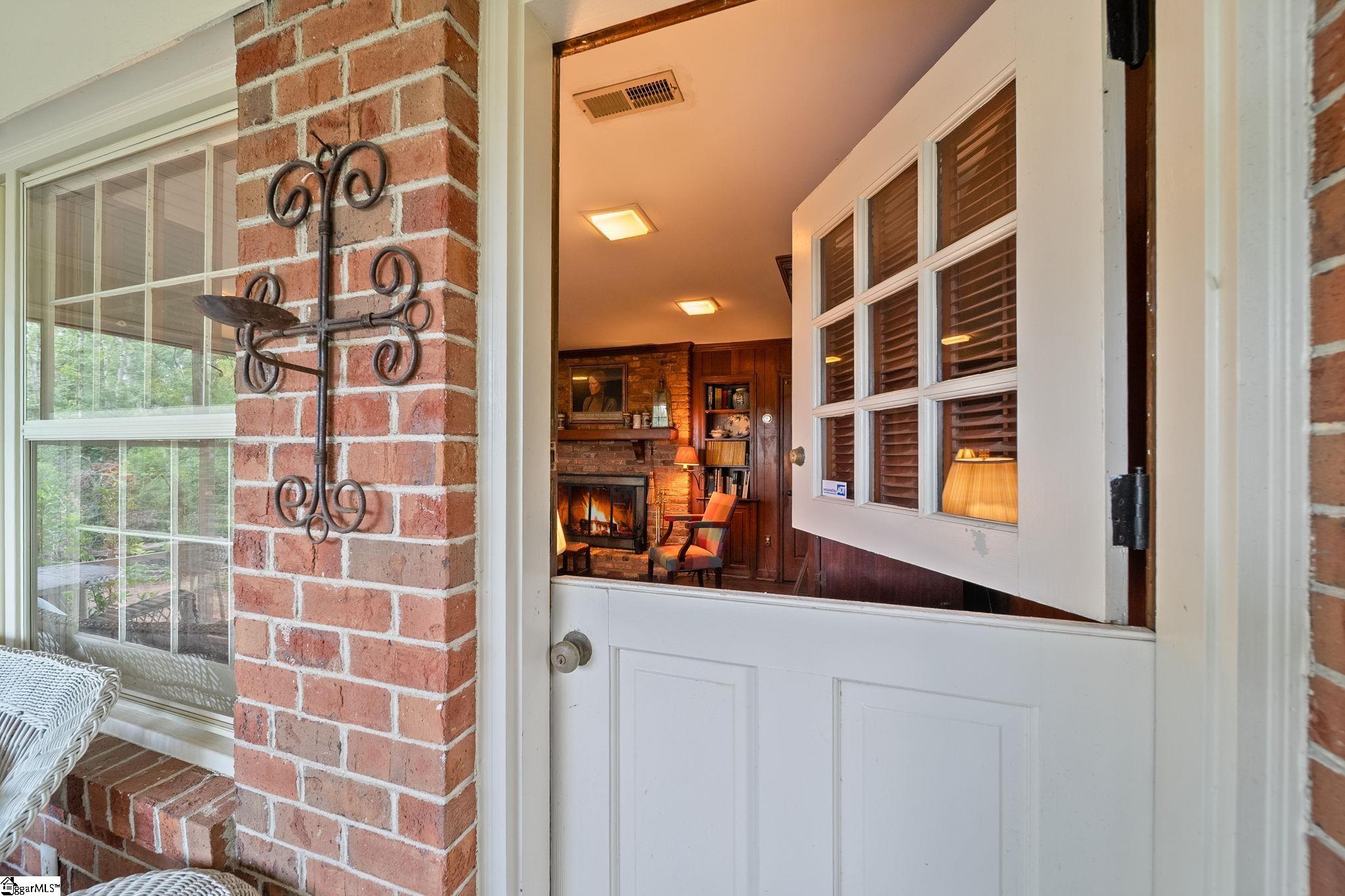 111 Rolling Green Circle Greenville, SC 29615