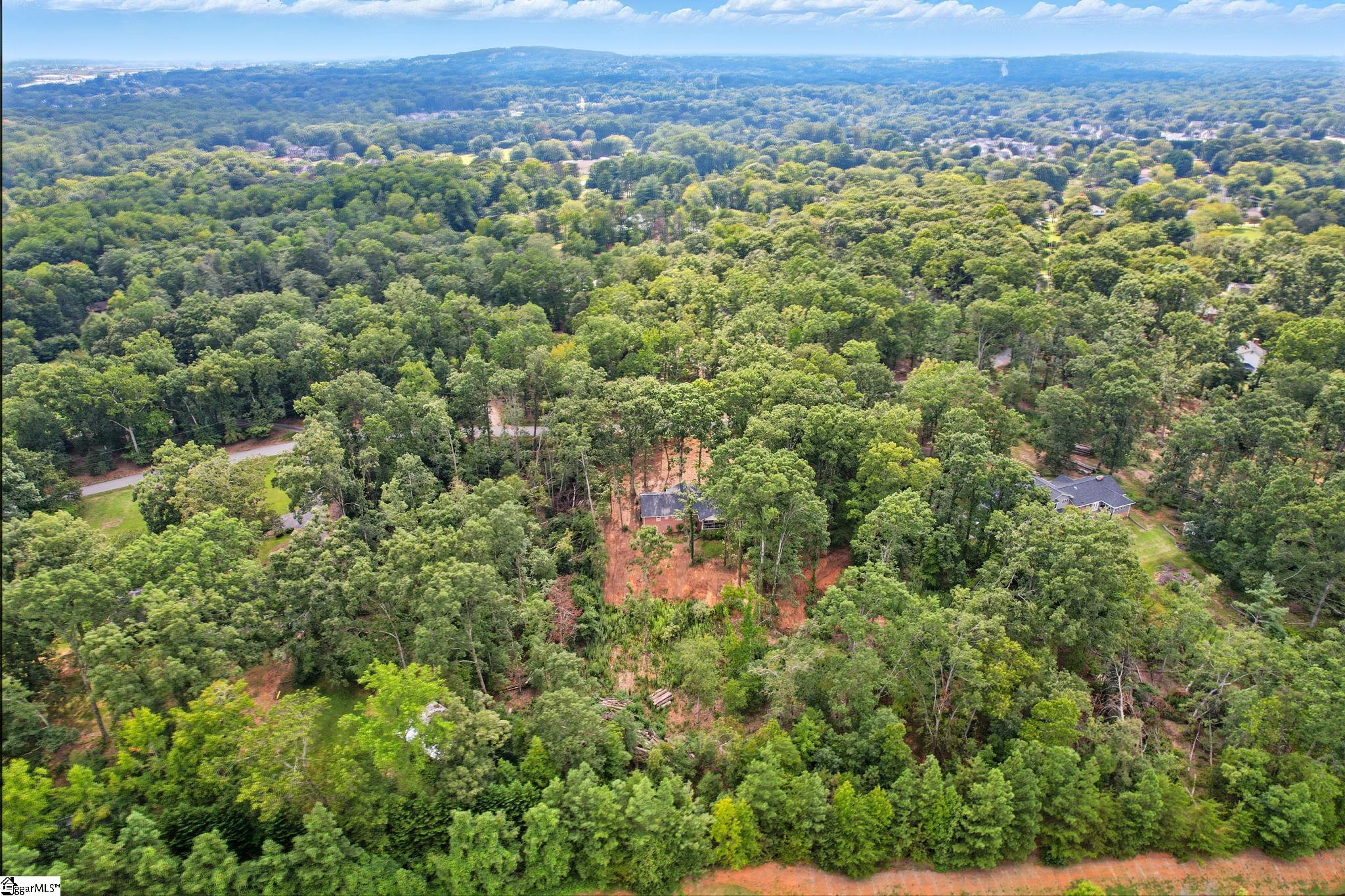 111 Rolling Green Circle Greenville, SC 29615