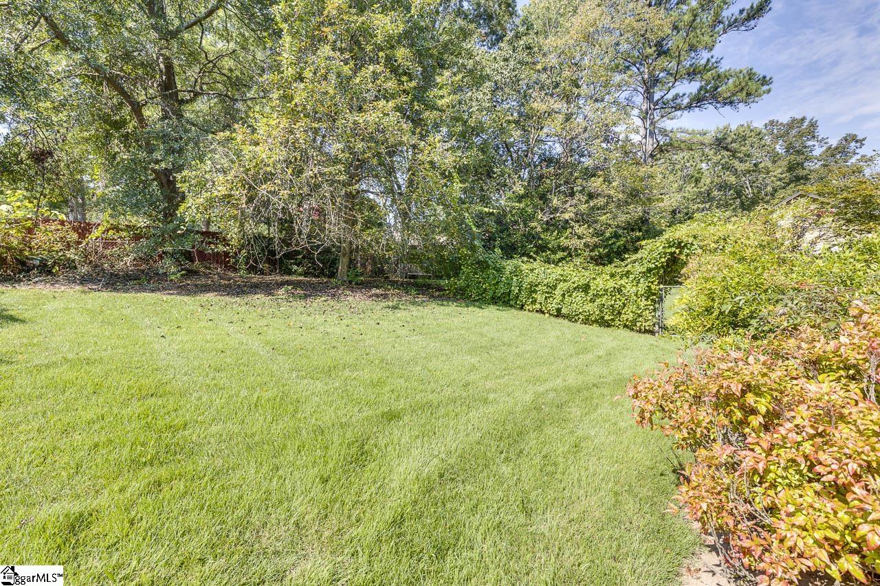 221 Saratoga Drive Greer, SC 29650