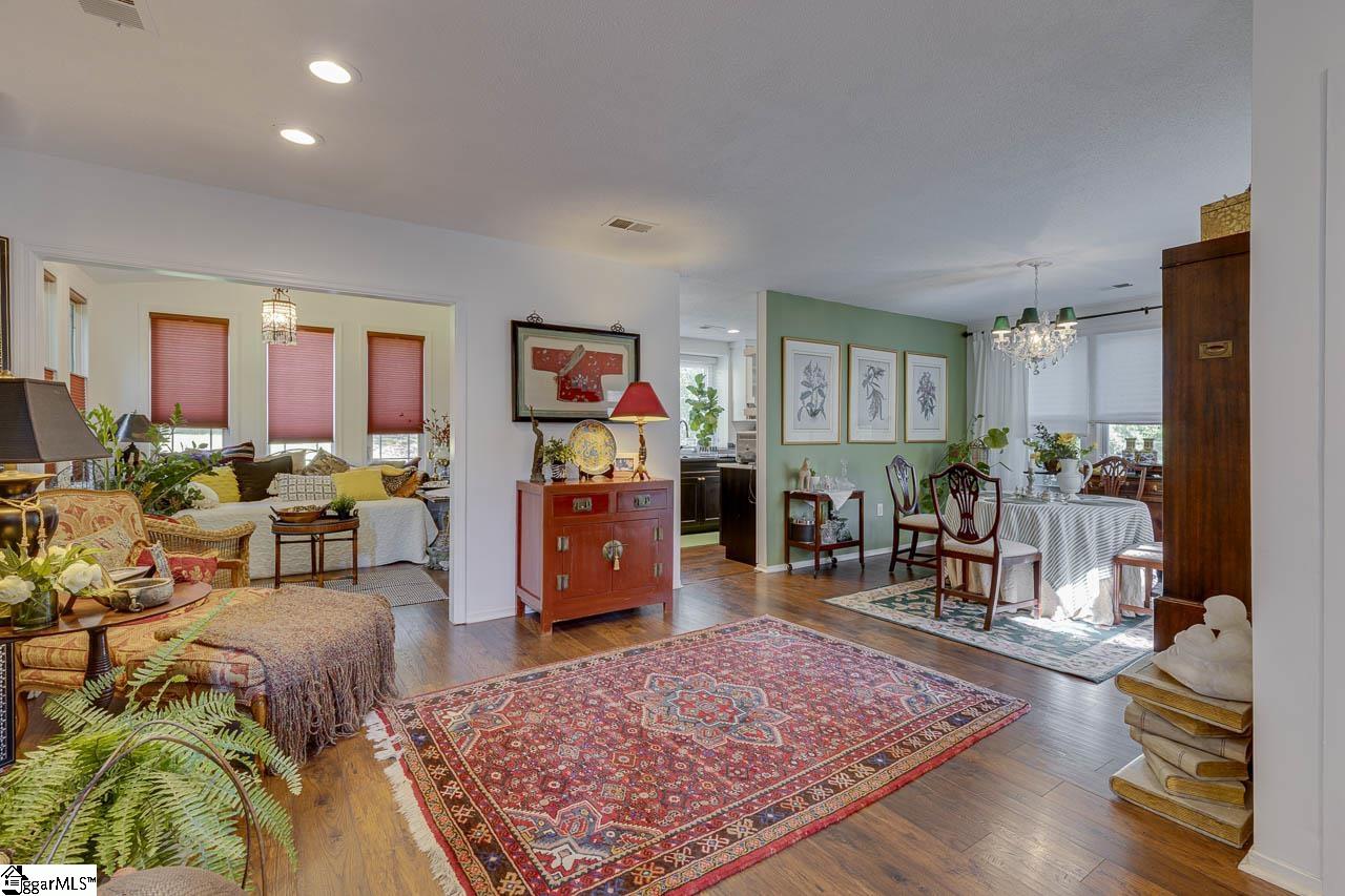 221 Saratoga Drive Greer, SC 29650