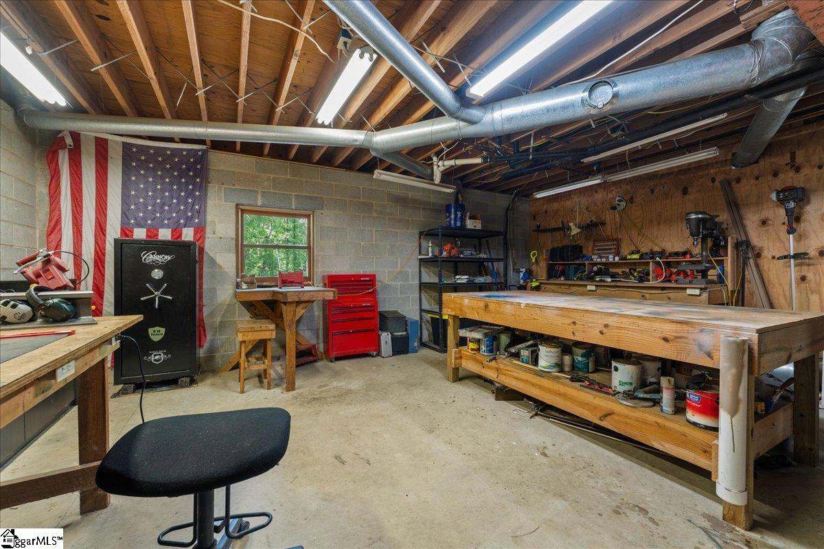100 Caroline Drive Roebuck, SC 29376