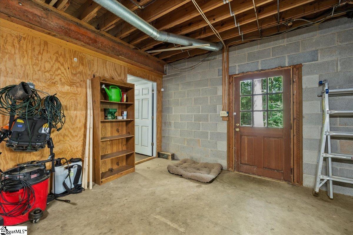 100 Caroline Drive Roebuck, SC 29376