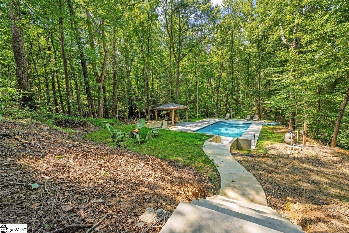 100 Caroline Drive Roebuck, SC 29376