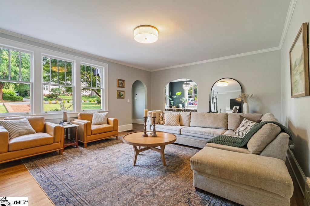 308 E Faris Road Greenville, SC 29605