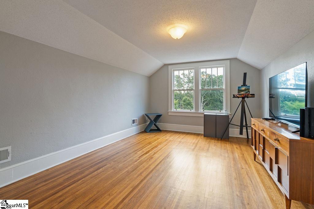 308 E Faris Road Greenville, SC 29605