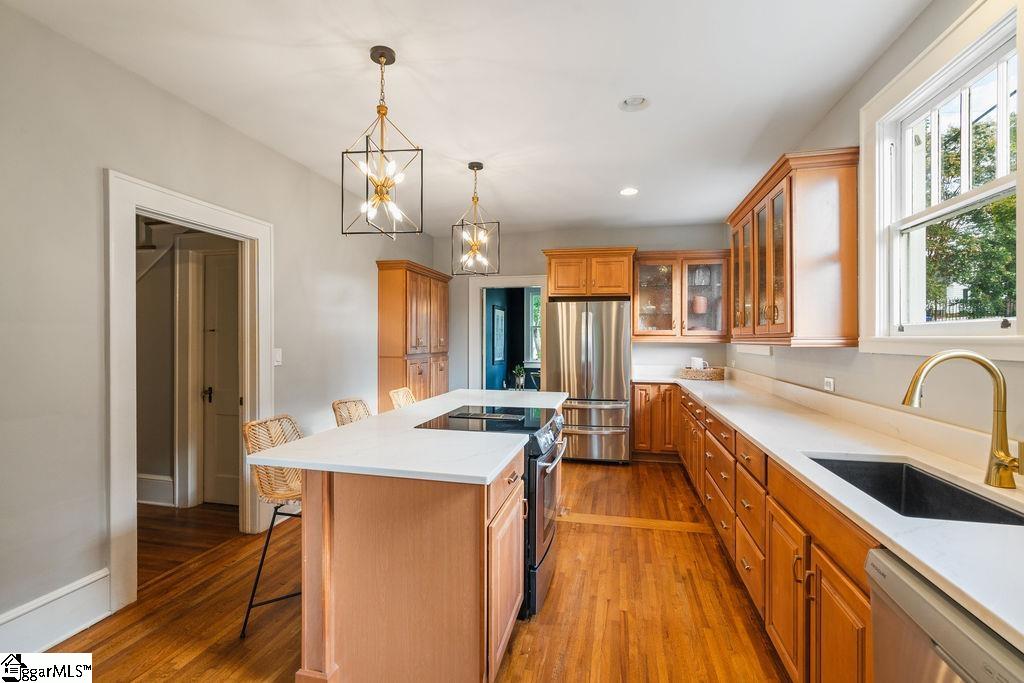 308 E Faris Road Greenville, SC 29605